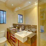 189 Esplanade, POINT VERNON, QLD 4655 AUS