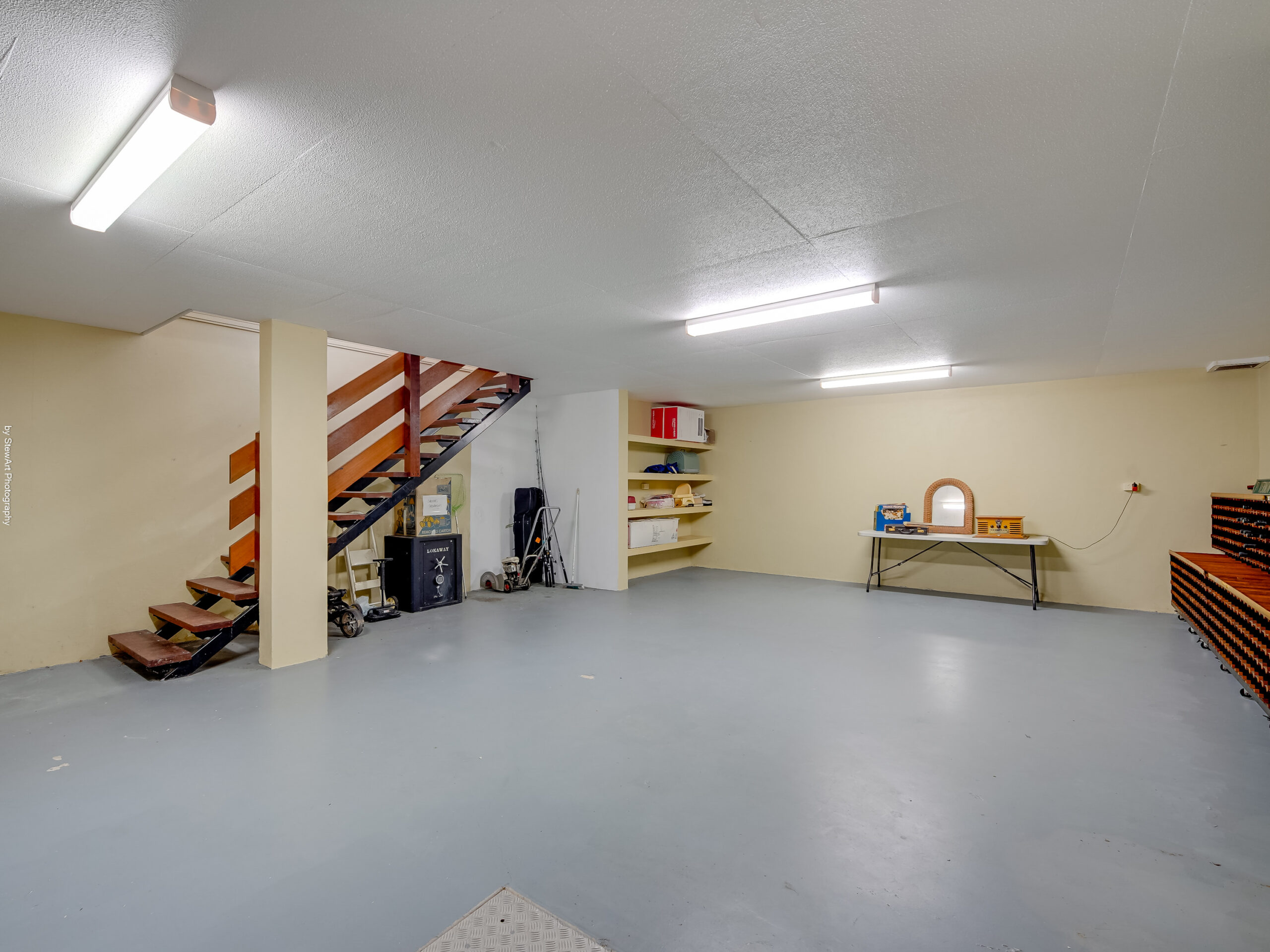 189 Esplanade, POINT VERNON, QLD 4655 AUS