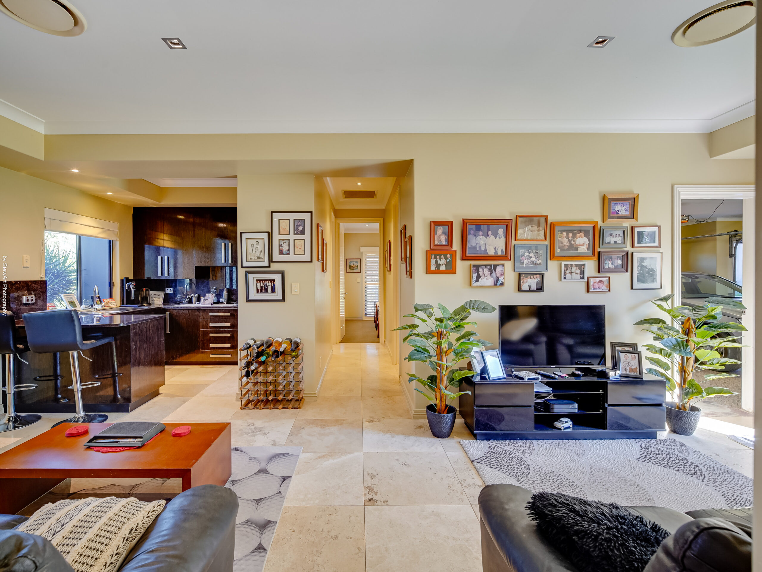 189 Esplanade, POINT VERNON, QLD 4655 AUS