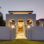 189 Esplanade, POINT VERNON, QLD 4655 AUS