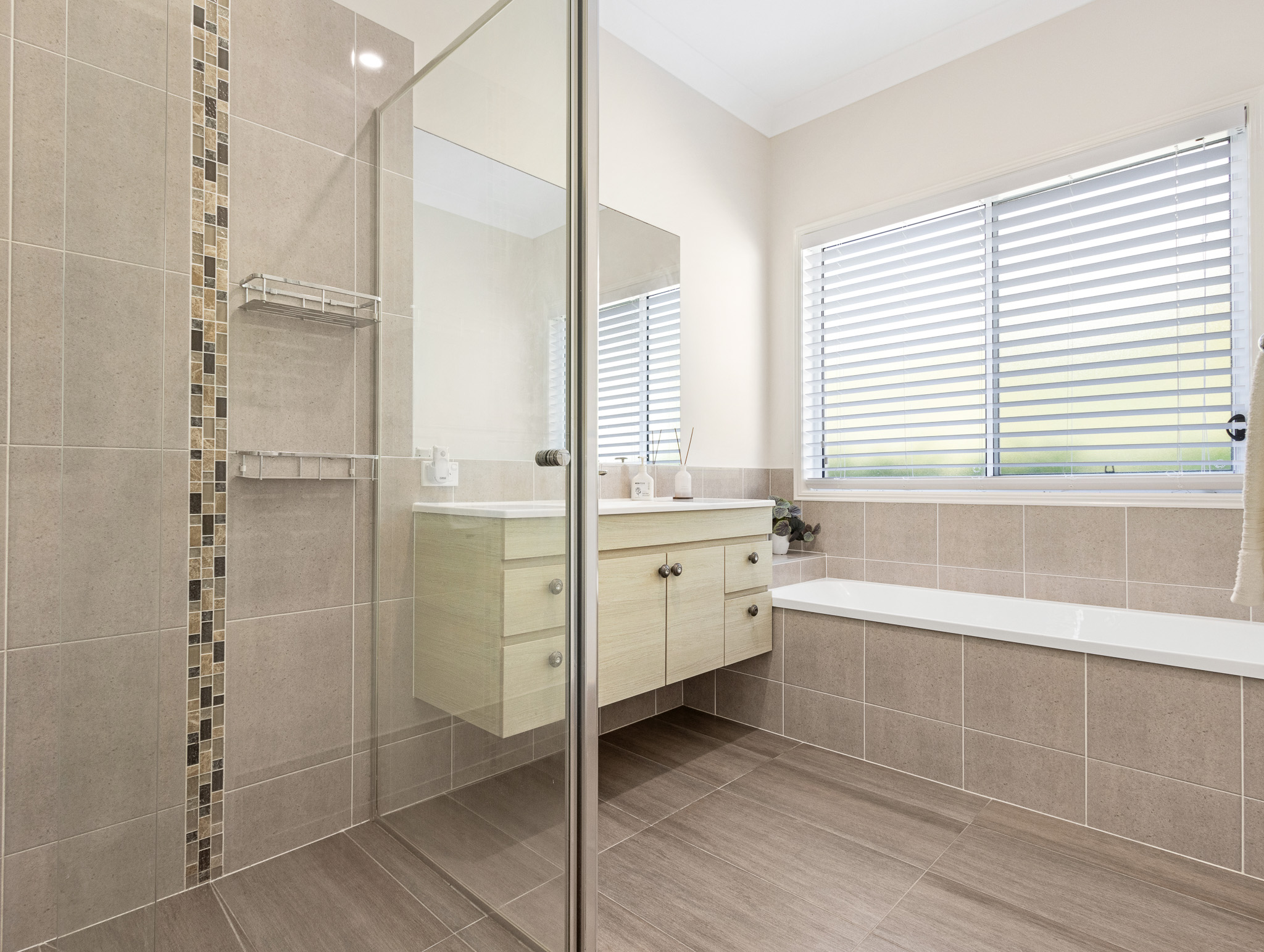 19 Freshwater Street, SCARNESS, QLD 4655 AUS