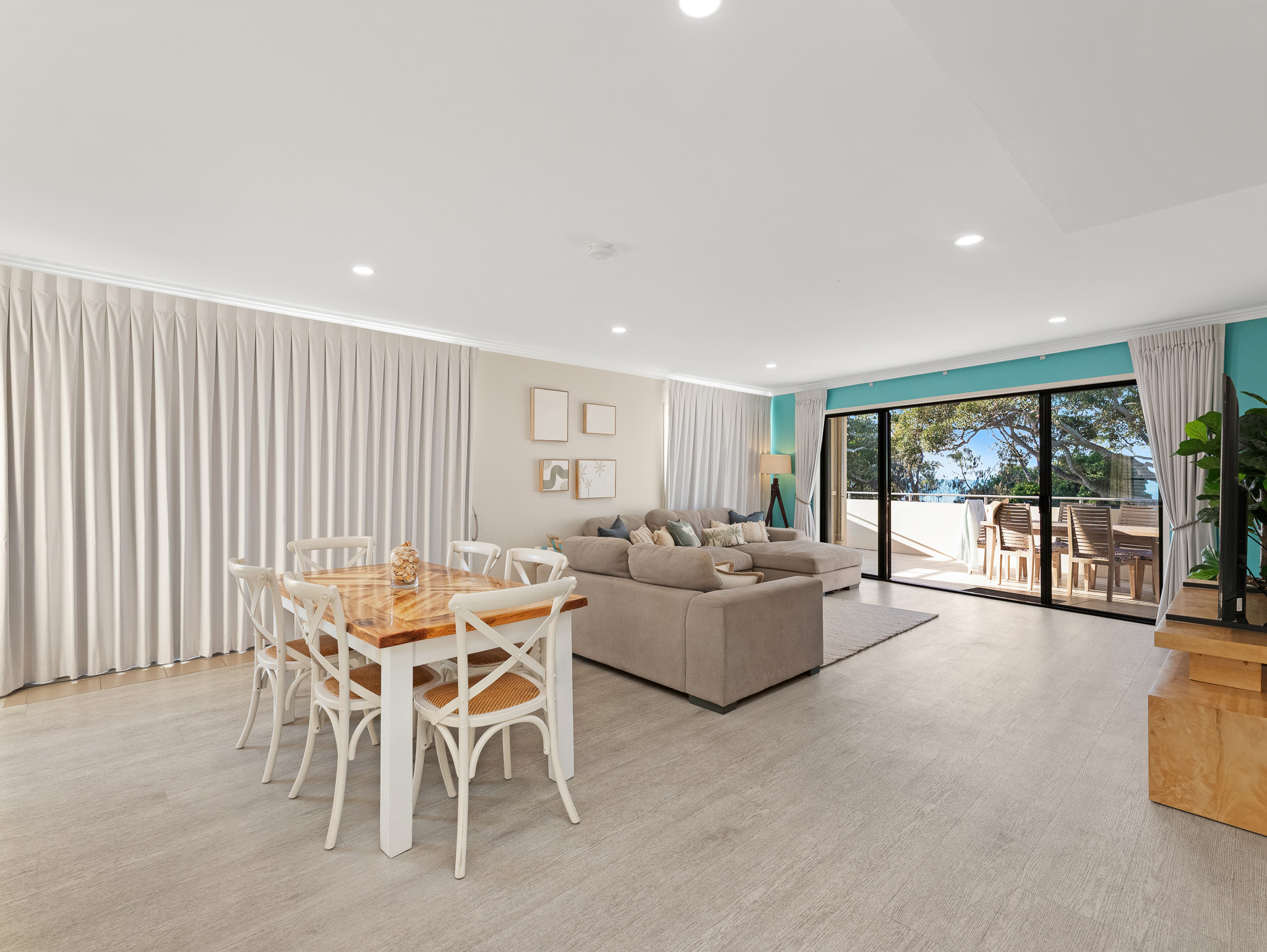 302/350 Esplanade, SCARNESS, QLD 4655 AUS