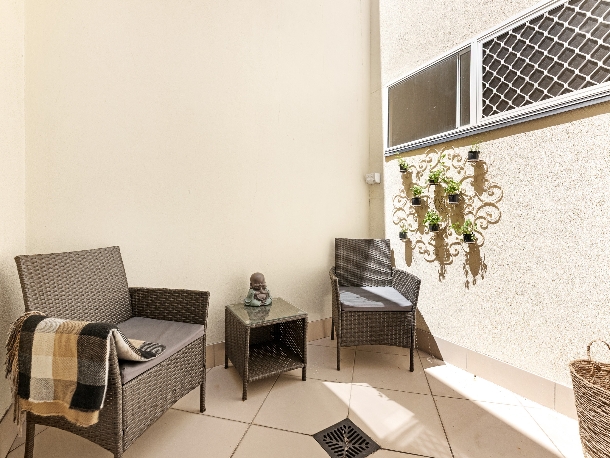 5a Kinross Court, KAWUNGAN, QLD 4655 AUS