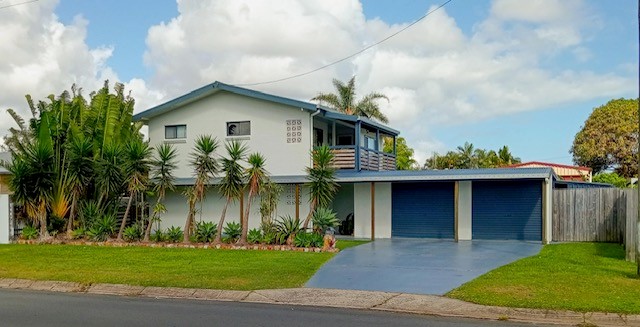 99 Pulgul Street, URANGAN, QLD 4655 AUS