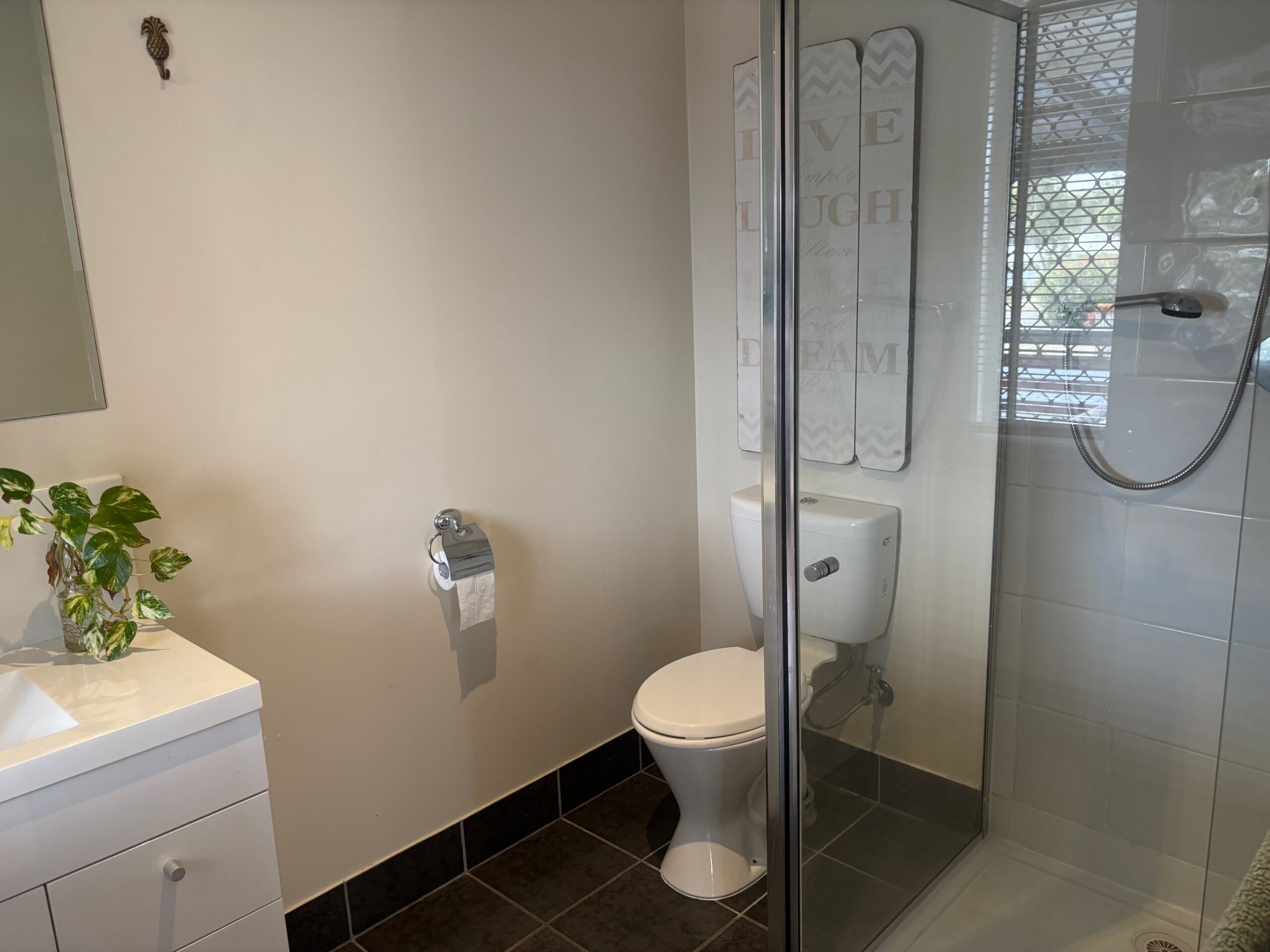 99 Pulgul Street, URANGAN, QLD 4655 AUS