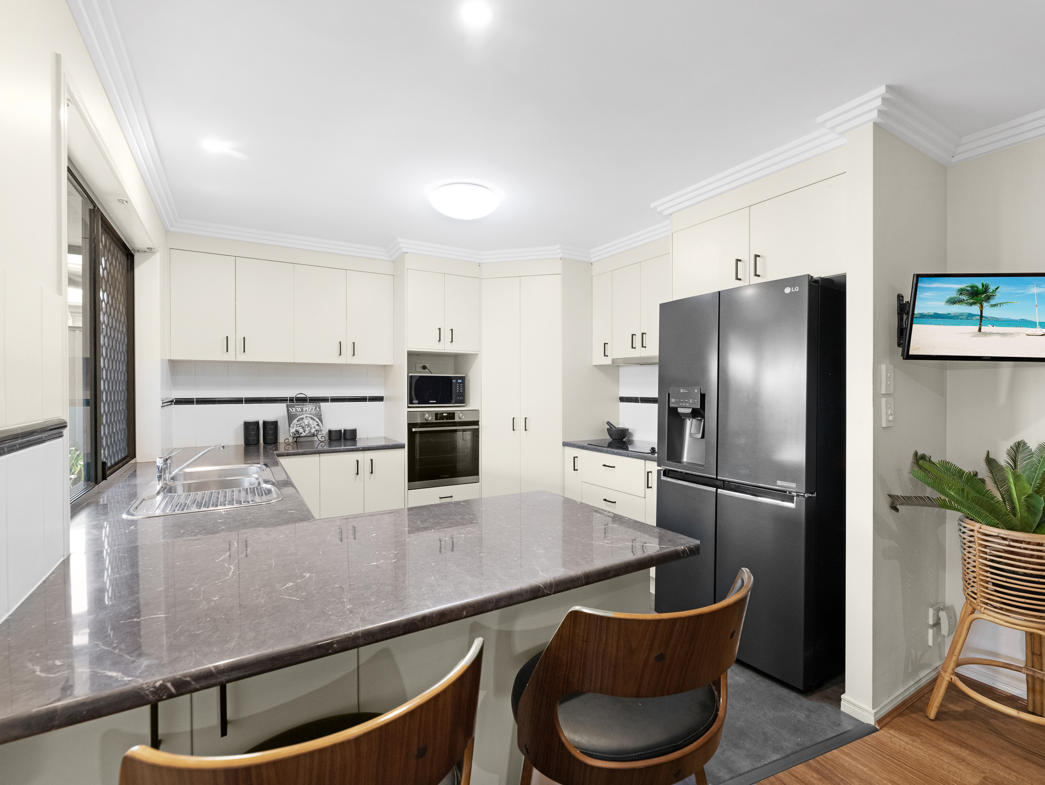 14 Picadilly Circuit, URRAWEEN, QLD 4655 AUS