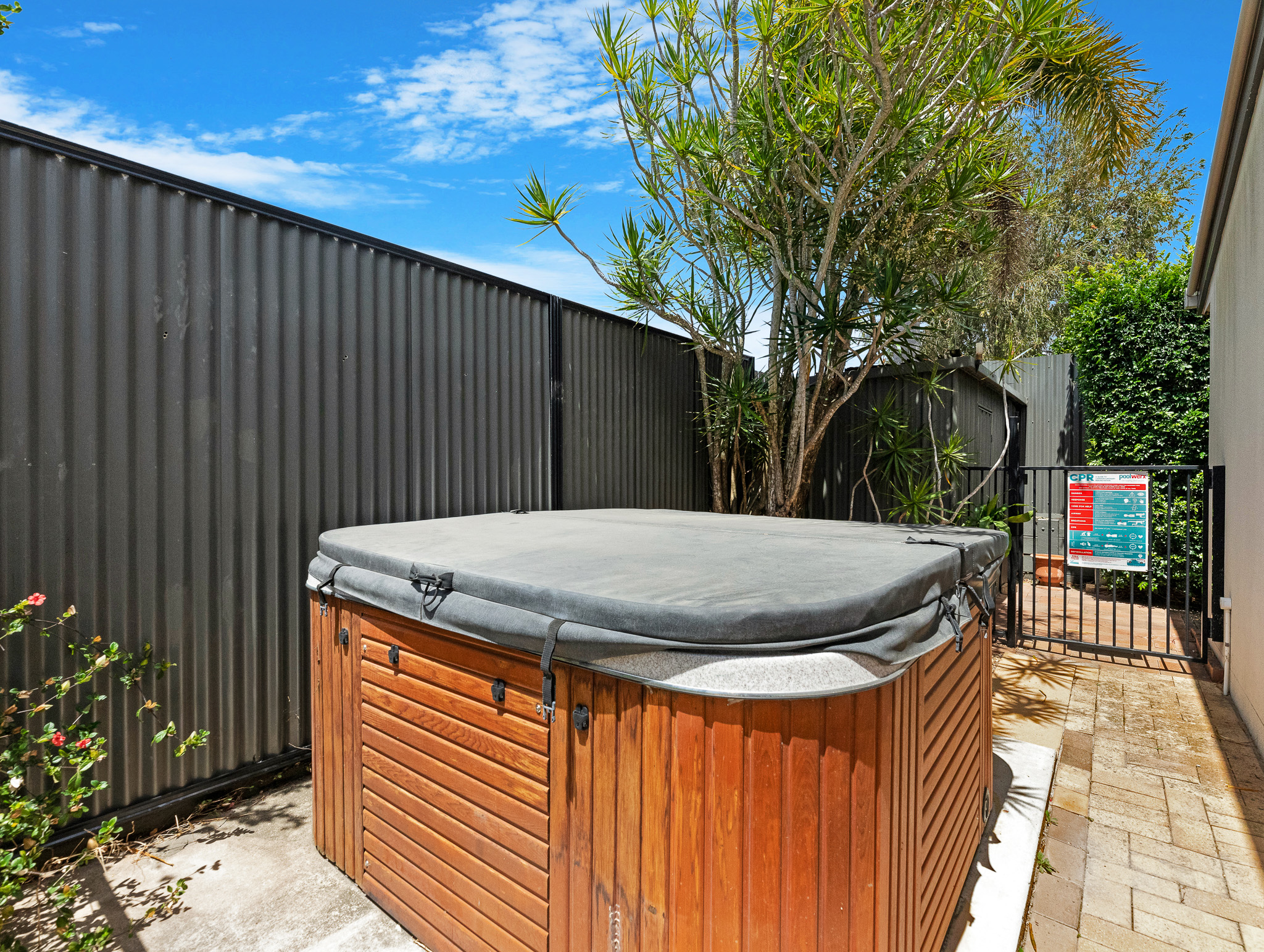 14 Picadilly Circuit, URRAWEEN, QLD 4655 AUS