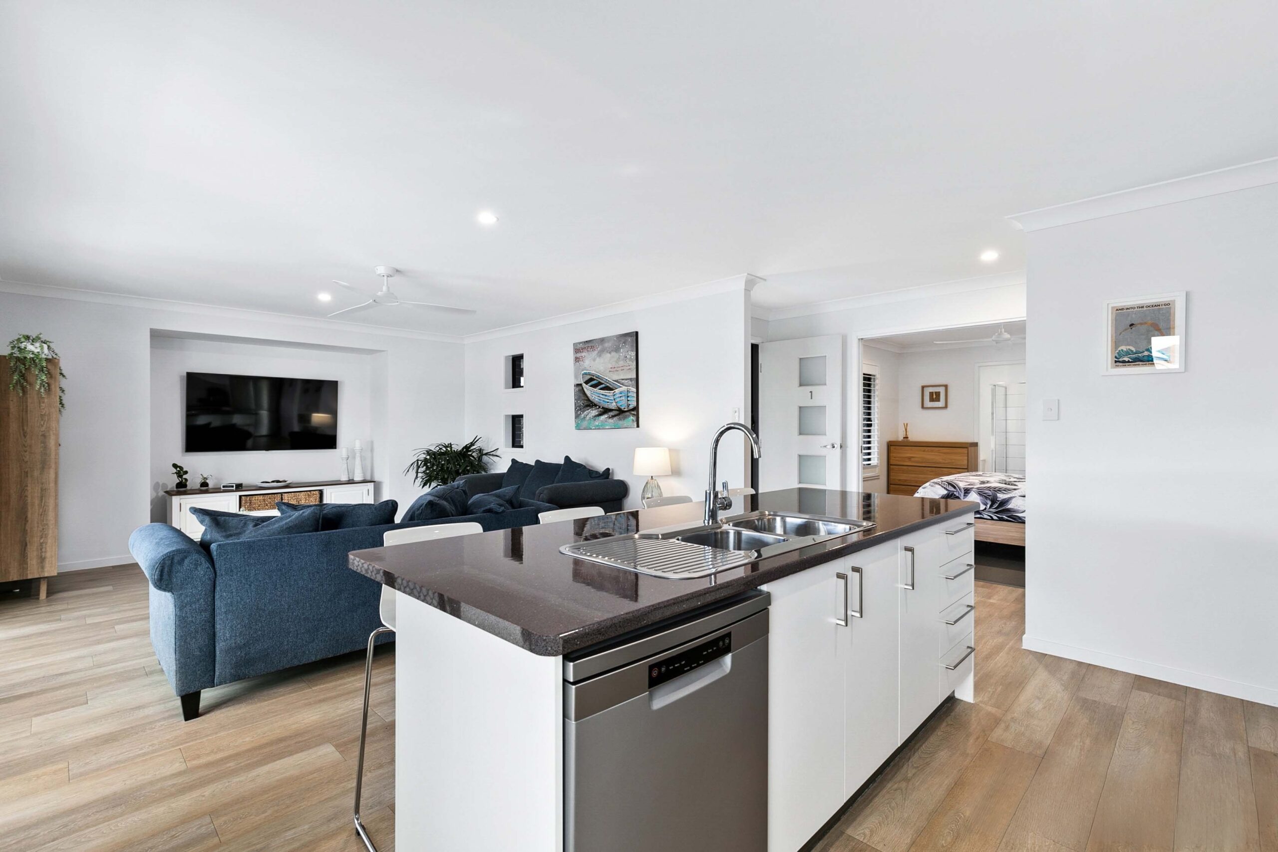 1/134 Exeter Street, TORQUAY, QLD 4655 AUS