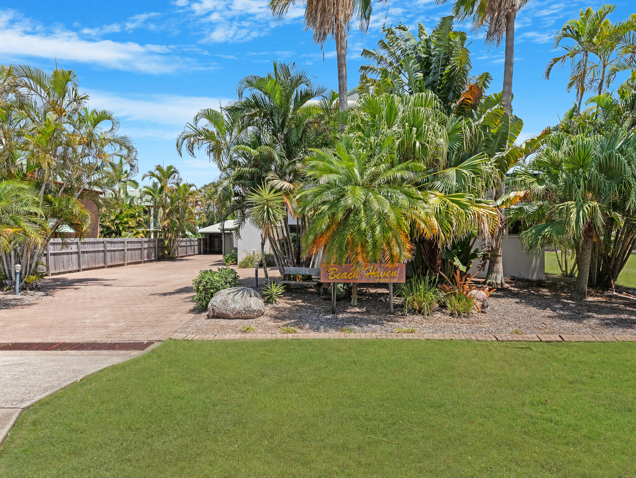 5/3 Beach Road, PIALBA, QLD 4655 AUS