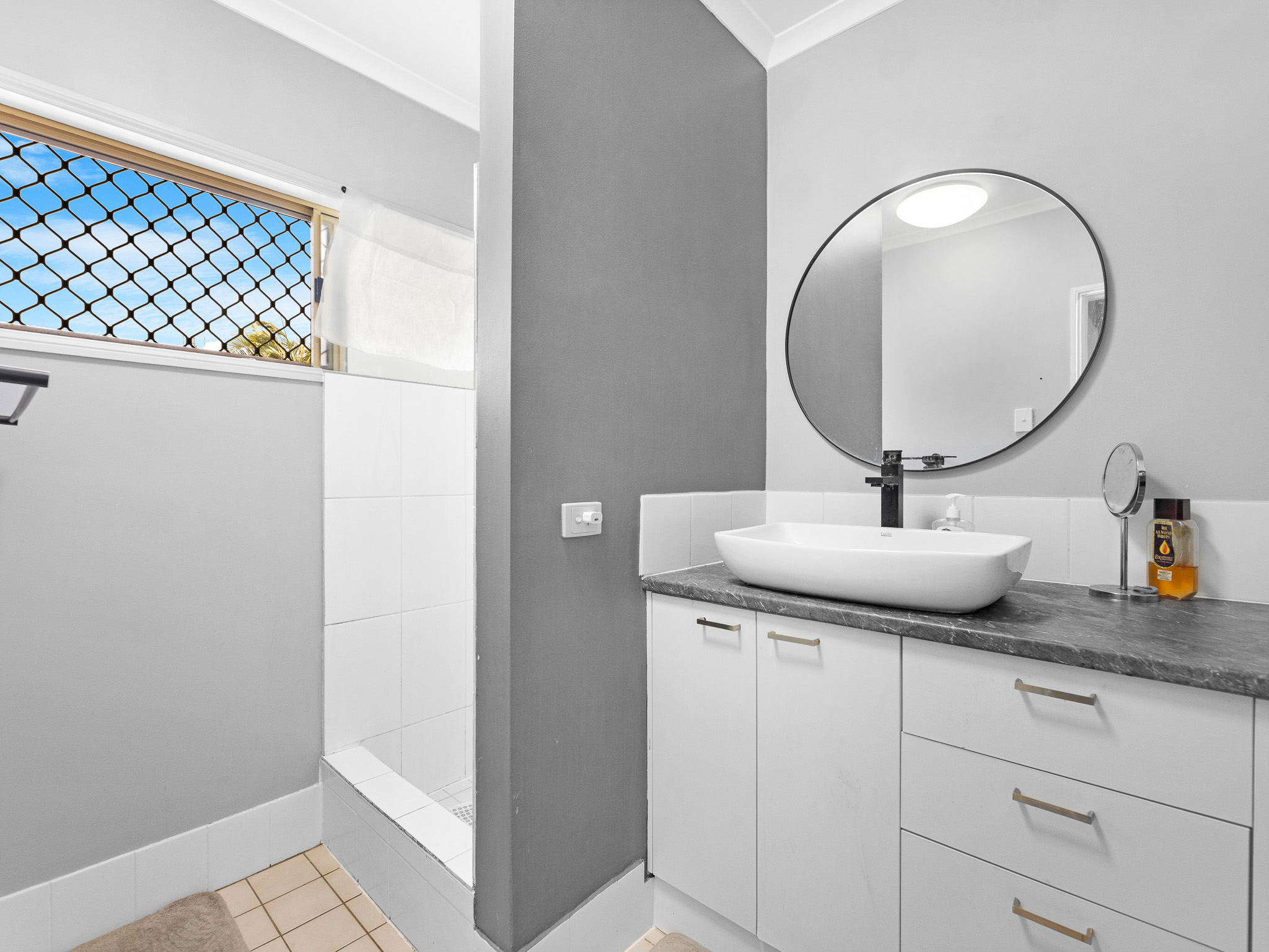 5/3 Beach Road, PIALBA, QLD 4655 AUS