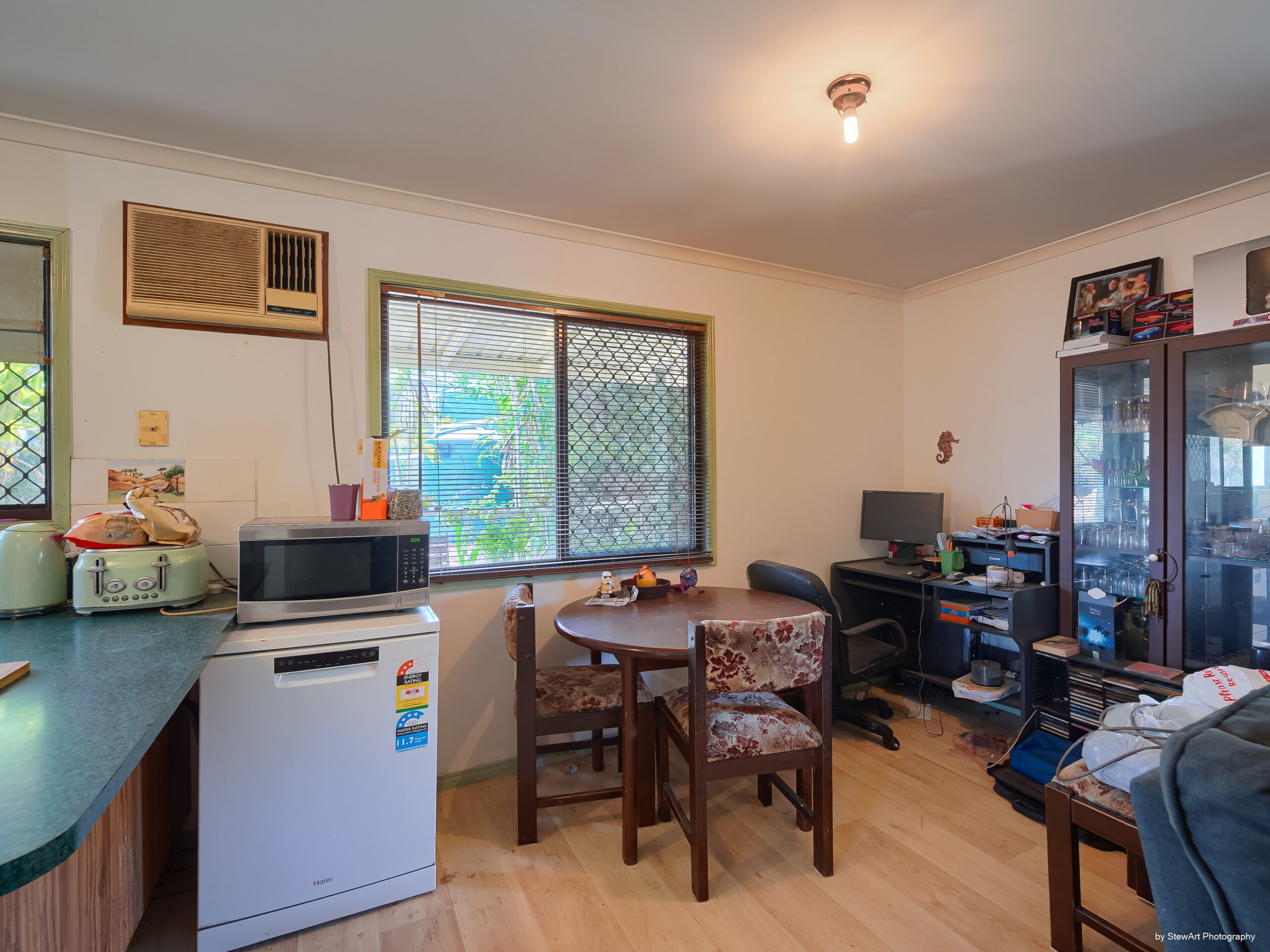 33 Shore Road West, BOORAL, QLD 4655 AUS