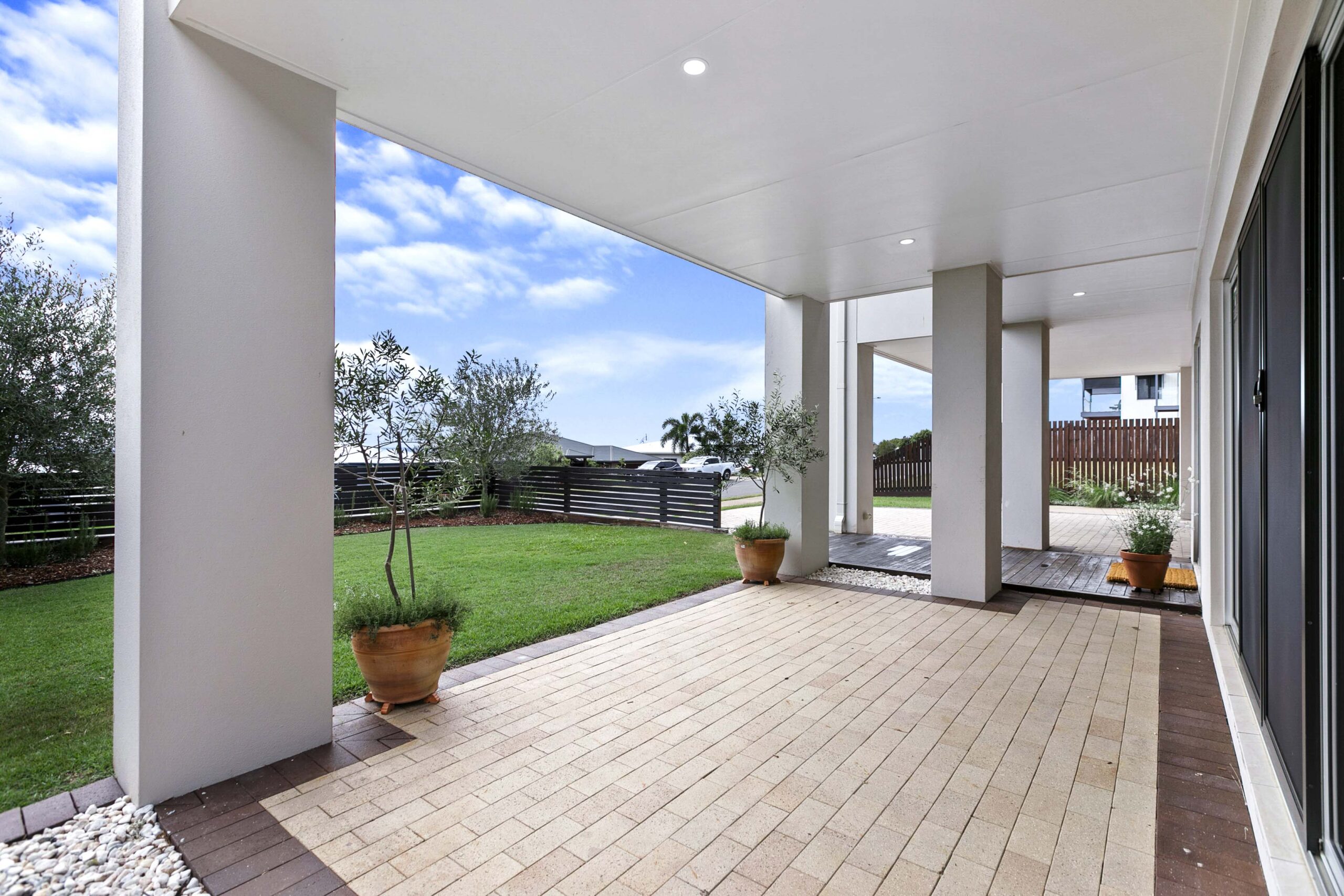 22 Sandy View Drive, NIKENBAH, QLD 4655 AUS