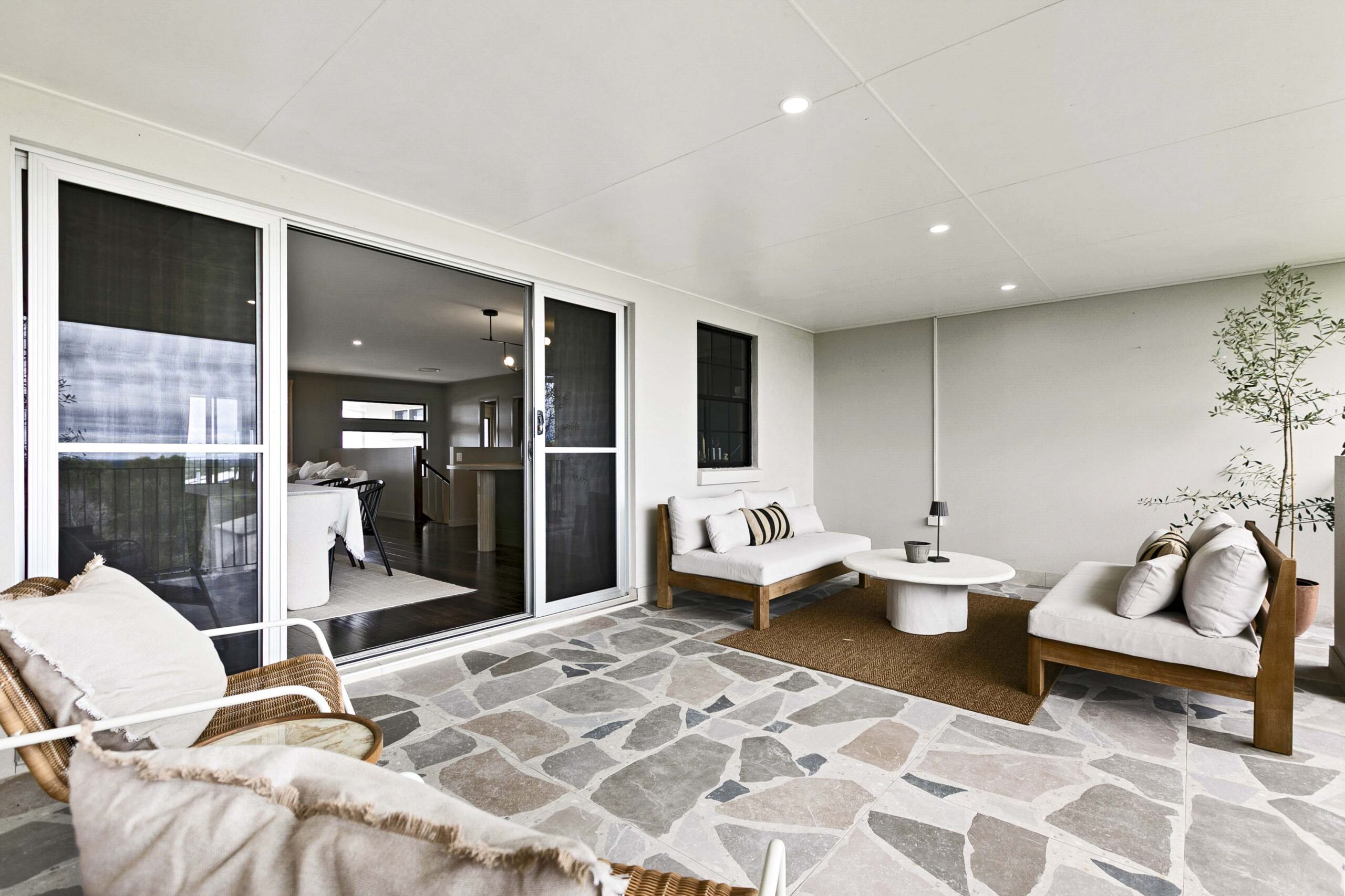 22 Sandy View Drive, NIKENBAH, QLD 4655 AUS