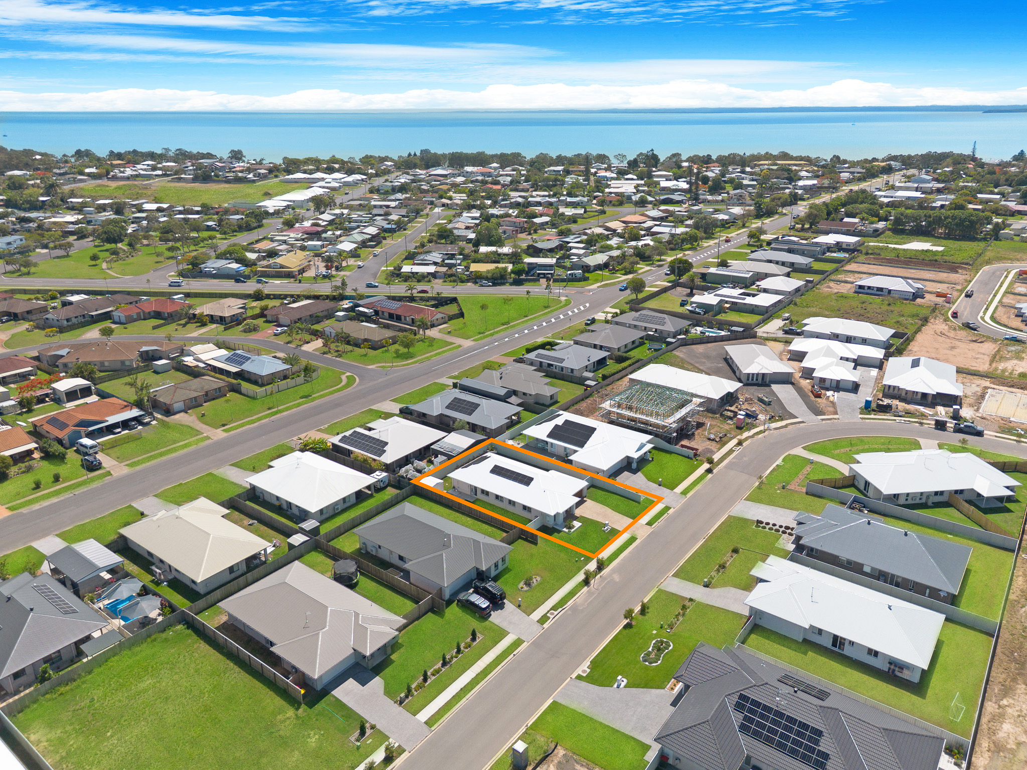 33 Jannik Terrace, PIALBA, QLD 4655 AUS