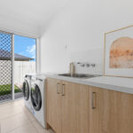 33 Jannik Terrace, PIALBA, QLD 4655 AUS
