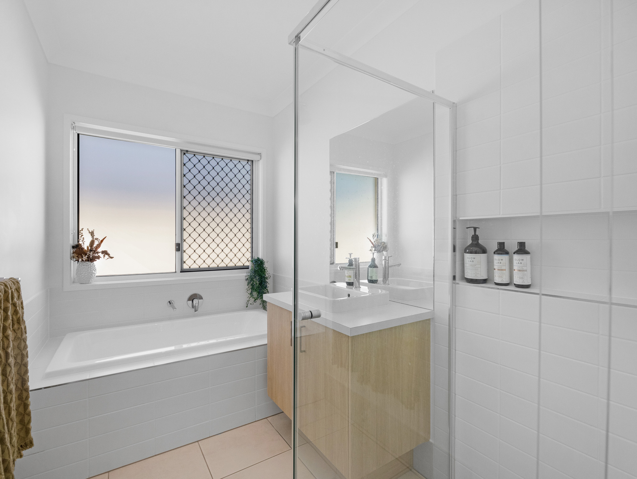 33 Jannik Terrace, PIALBA, QLD 4655 AUS