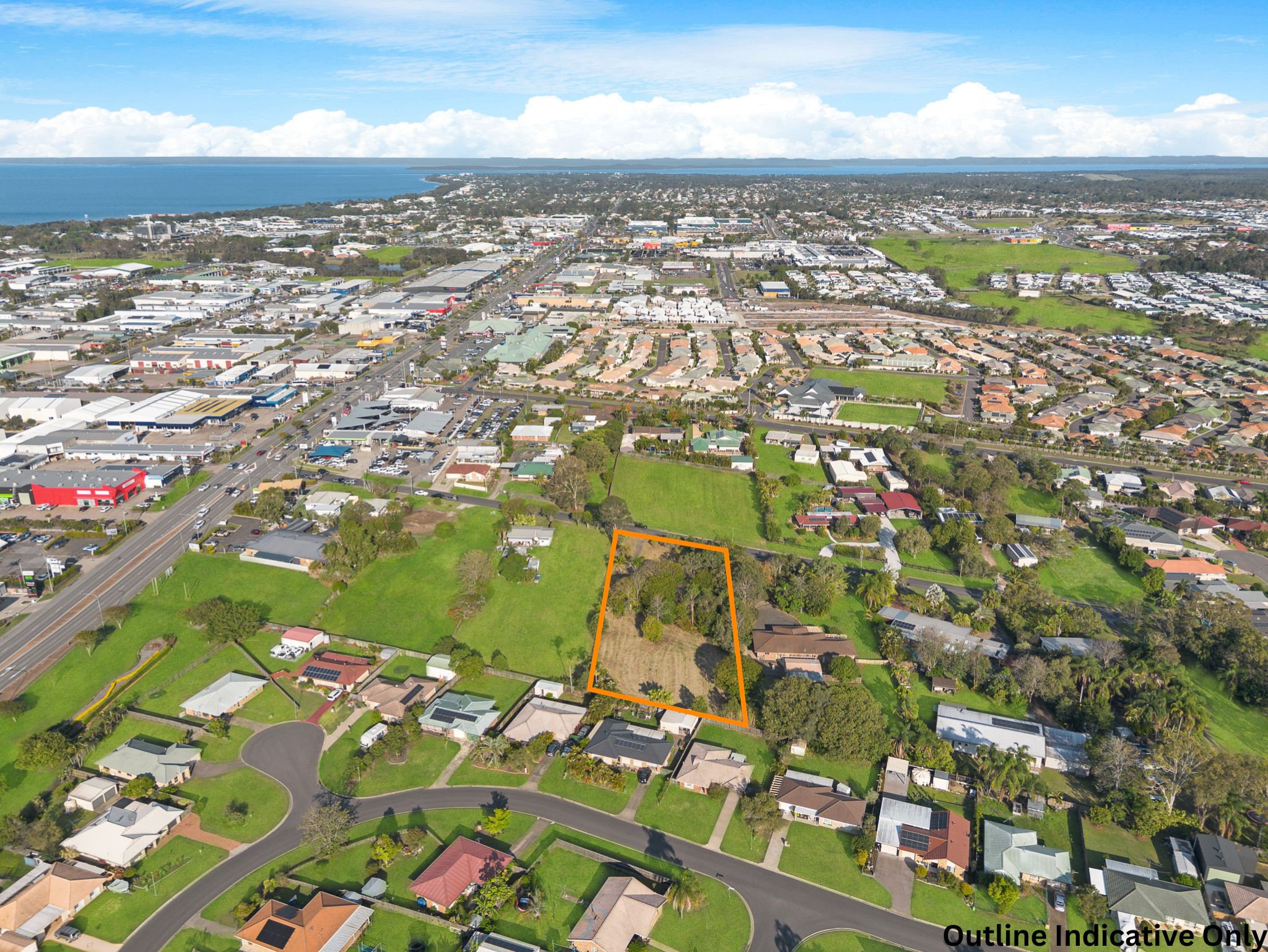 13-15 Franklin Street, URRAWEEN, QLD 4655 AUS