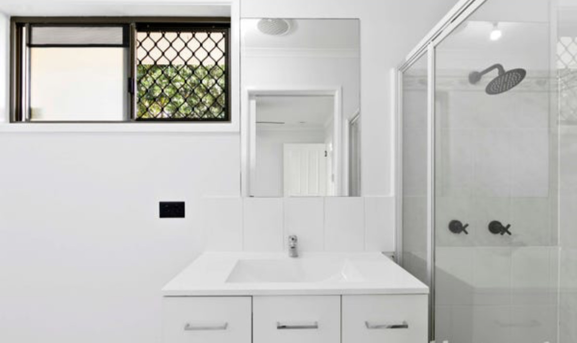 35 Limpus Street, URANGAN, QLD 4655 AUS