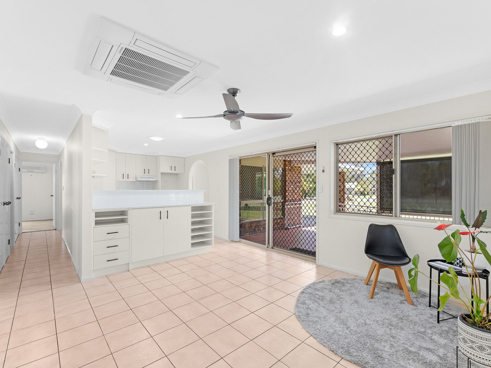 40-46 Ladbroke Cresent, URANGAN, QLD 4655 AUS