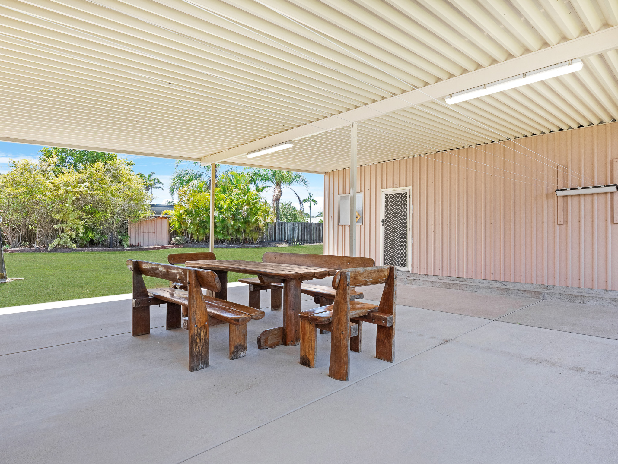 40-46 Ladbroke Cresent, URANGAN, QLD 4655 AUS