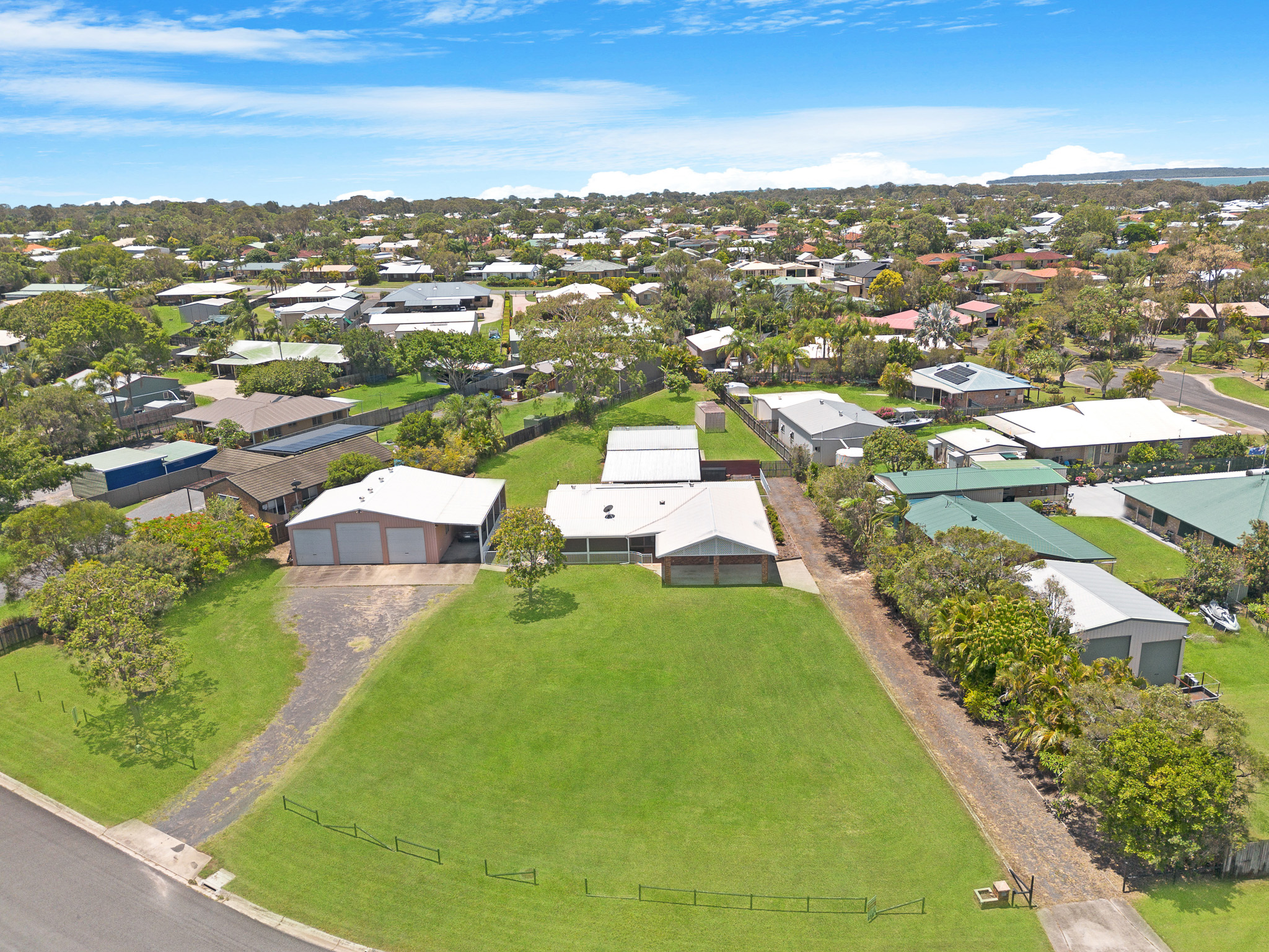 40-46 Ladbroke Cresent, URANGAN, QLD 4655 AUS