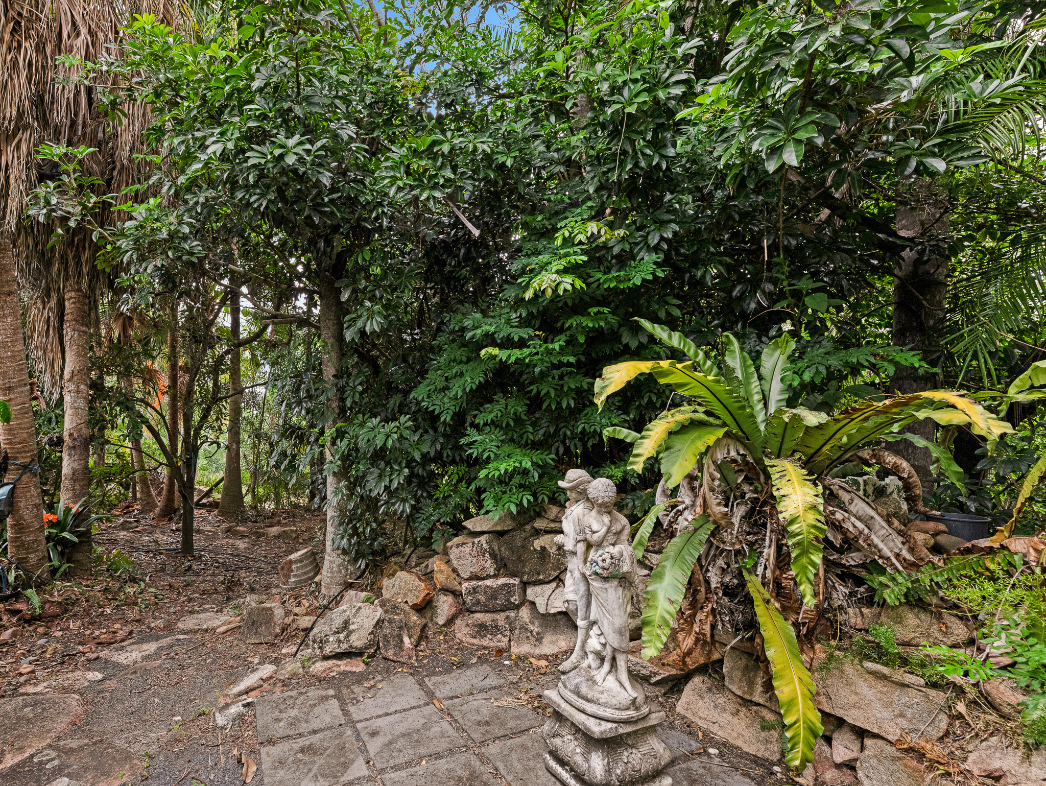 11 Awinya Court, URRAWEEN, QLD 4655 AUS