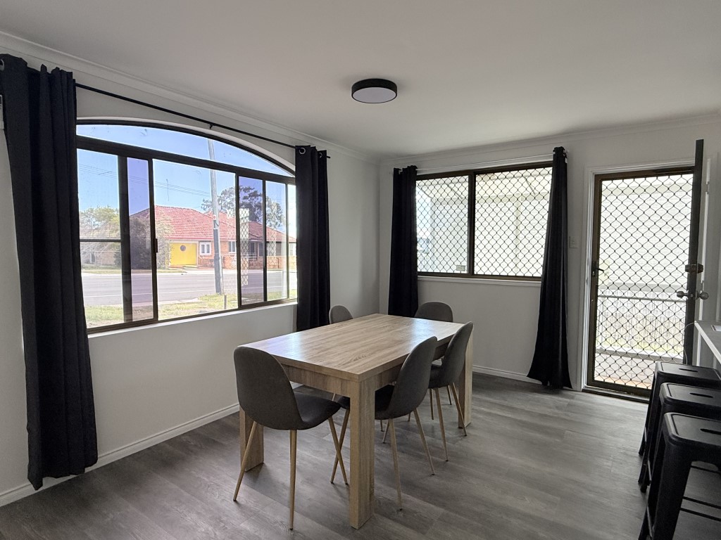 42 Queens Road, SCARNESS, QLD 4655 AUS