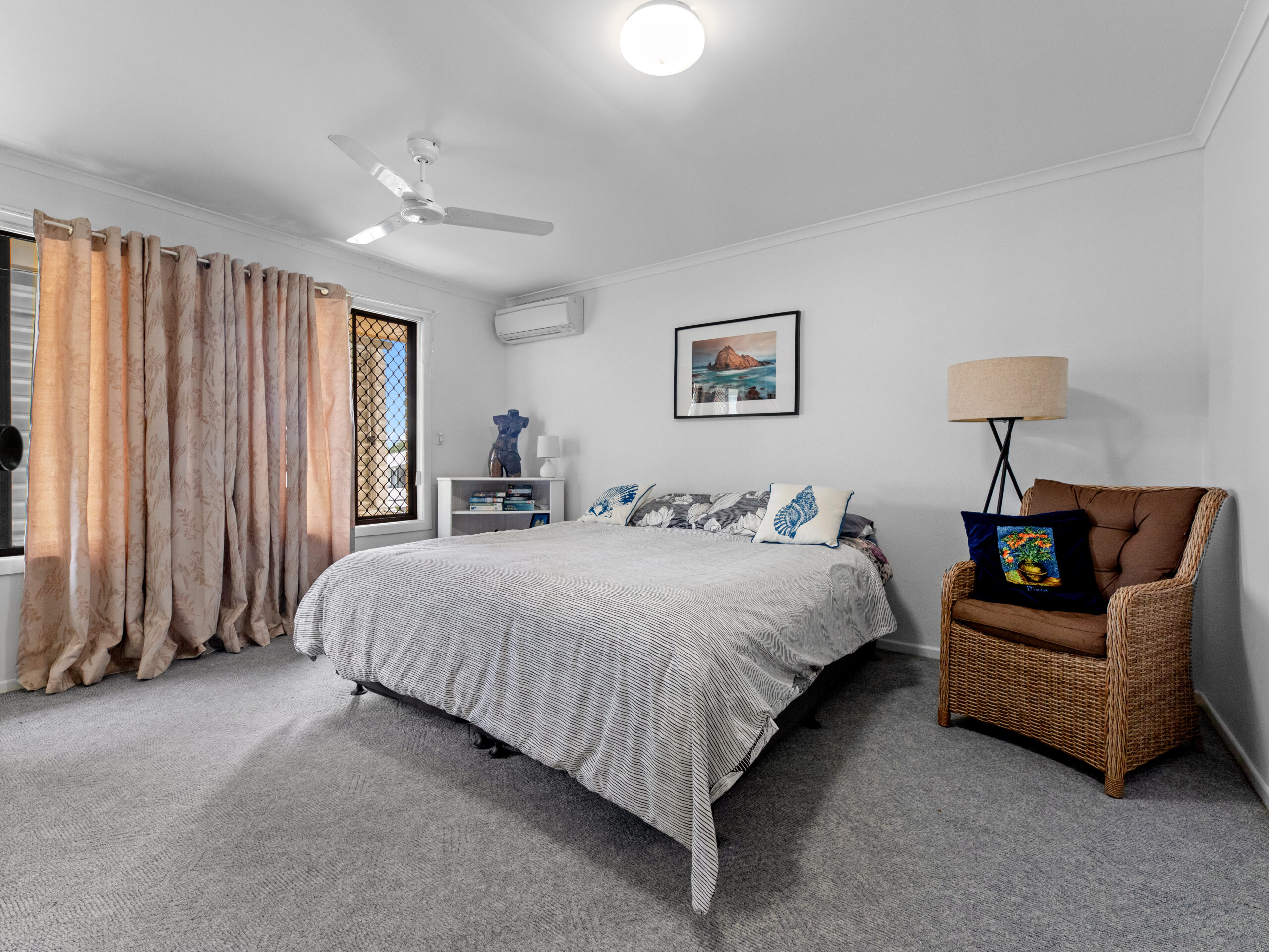 8/373 Esplanade, SCARNESS, QLD 4655 AUS