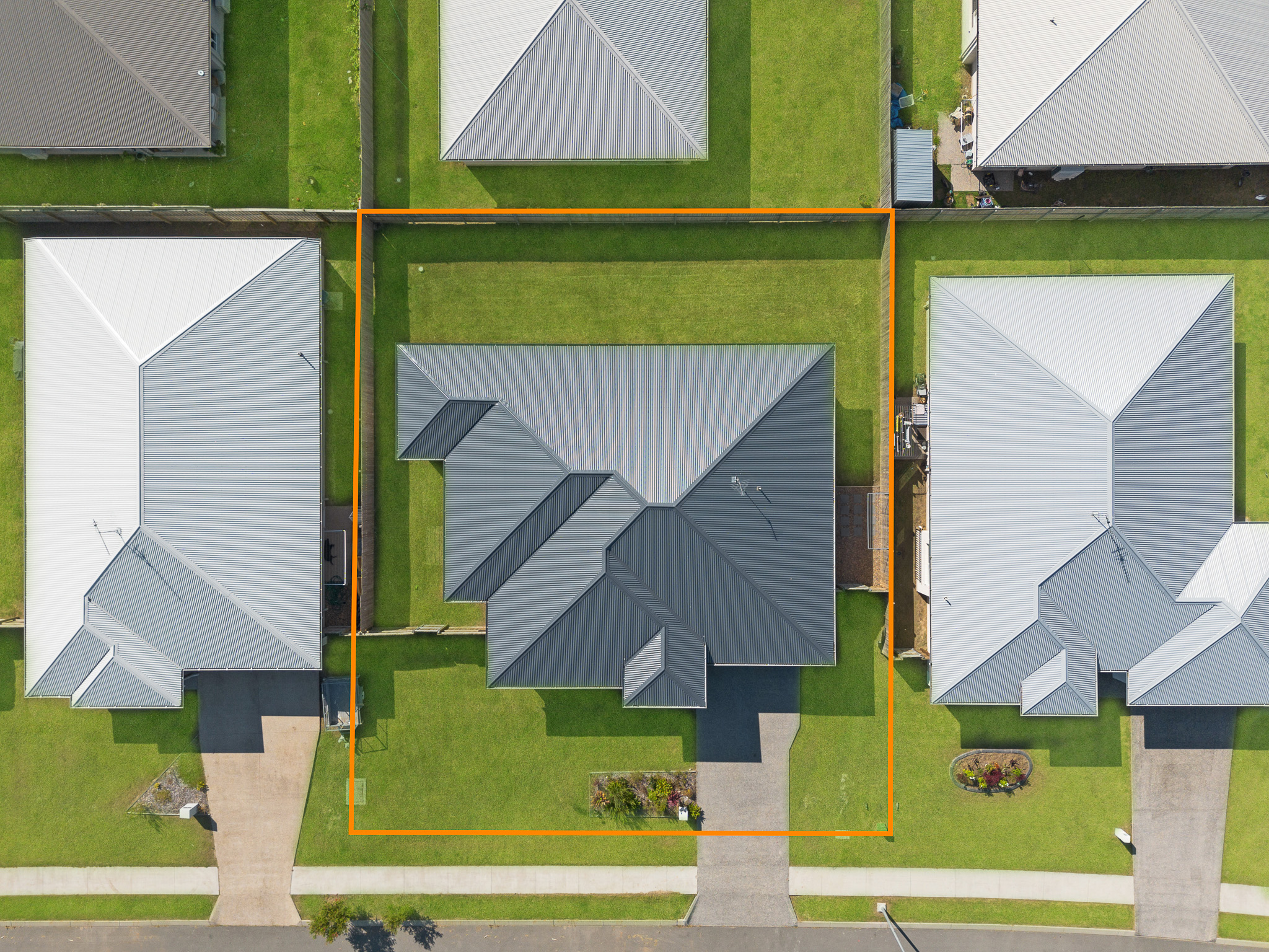 69 Jannik Terrace, PIALBA, QLD 4655 AUS