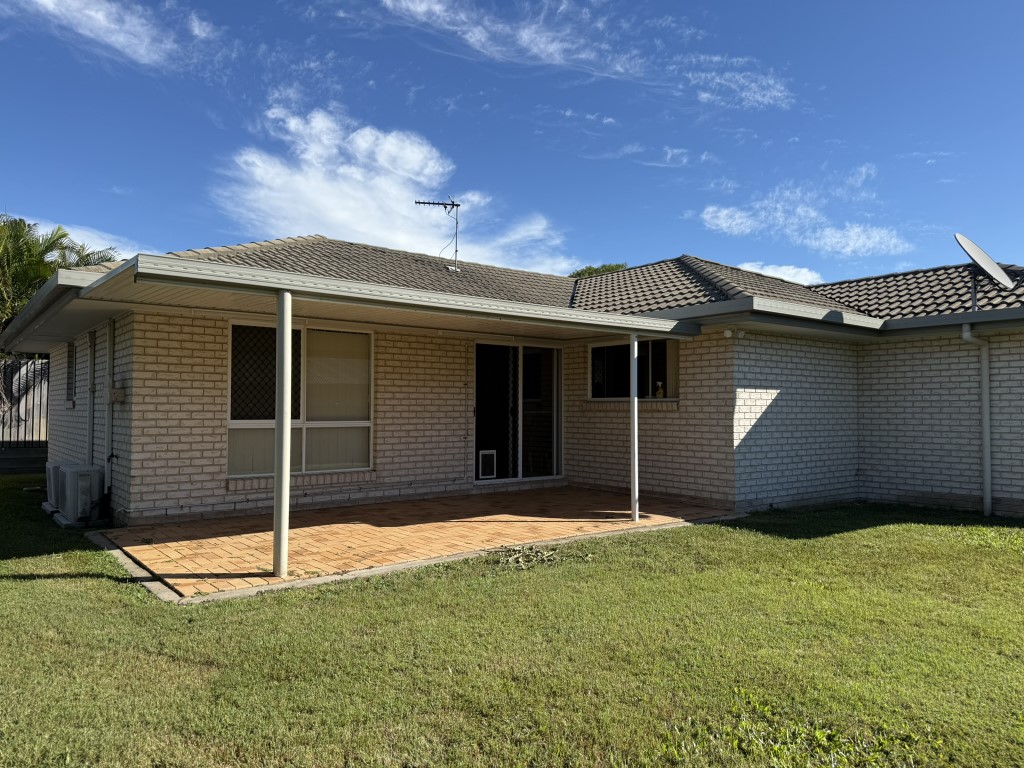 25 Picadilly Circuit, URRAWEEN, QLD 4655 AUS
