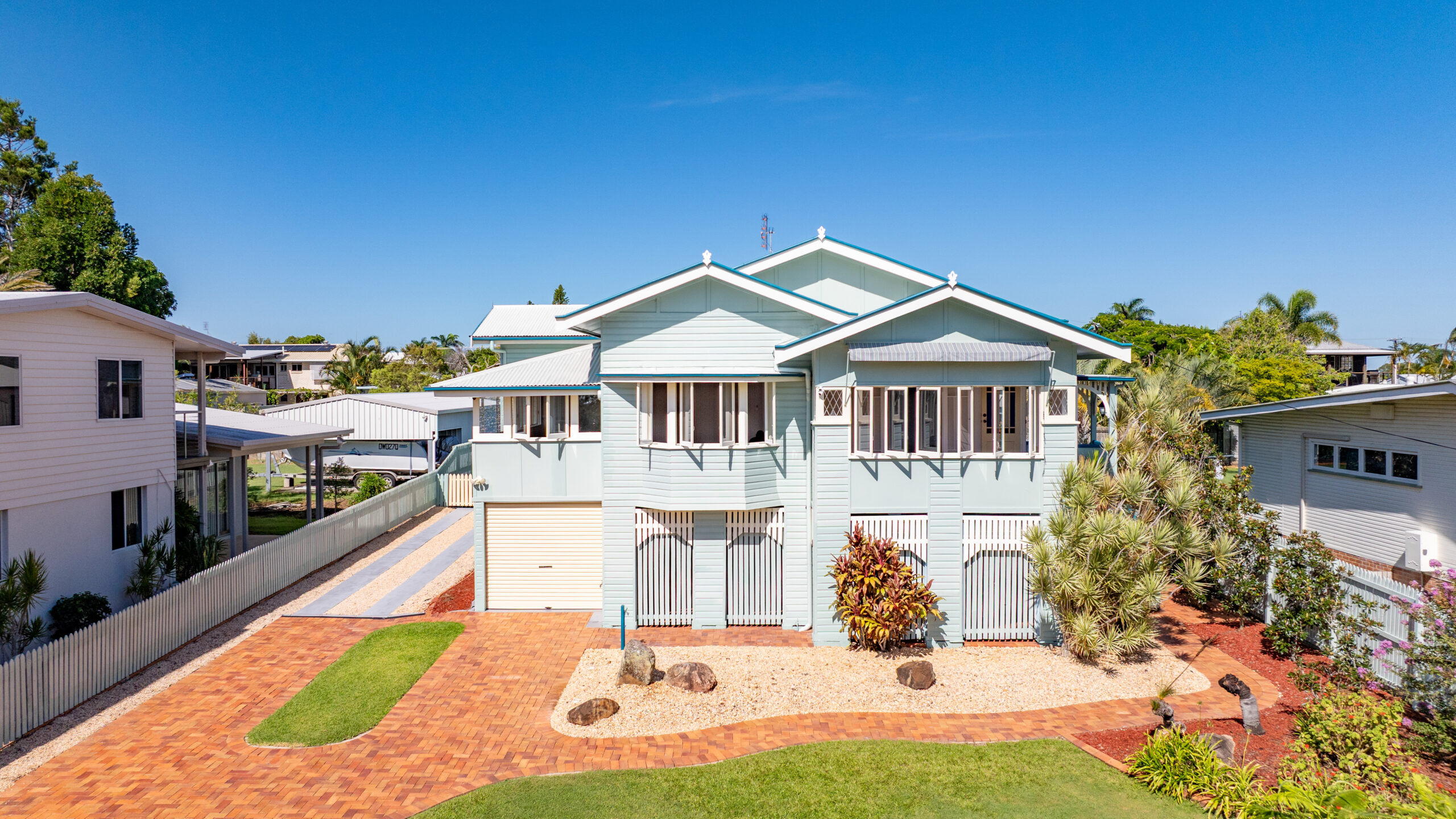 185 Esplanade, POINT VERNON, QLD 4655 AUS
