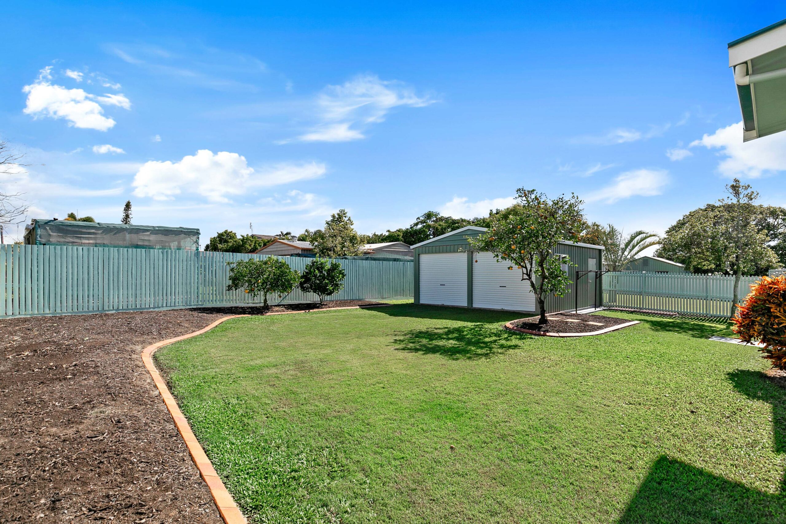 185 Esplanade, POINT VERNON, QLD 4655 AUS