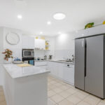 24 Goodwin Avenue, POINT VERNON, QLD 4655 AUS