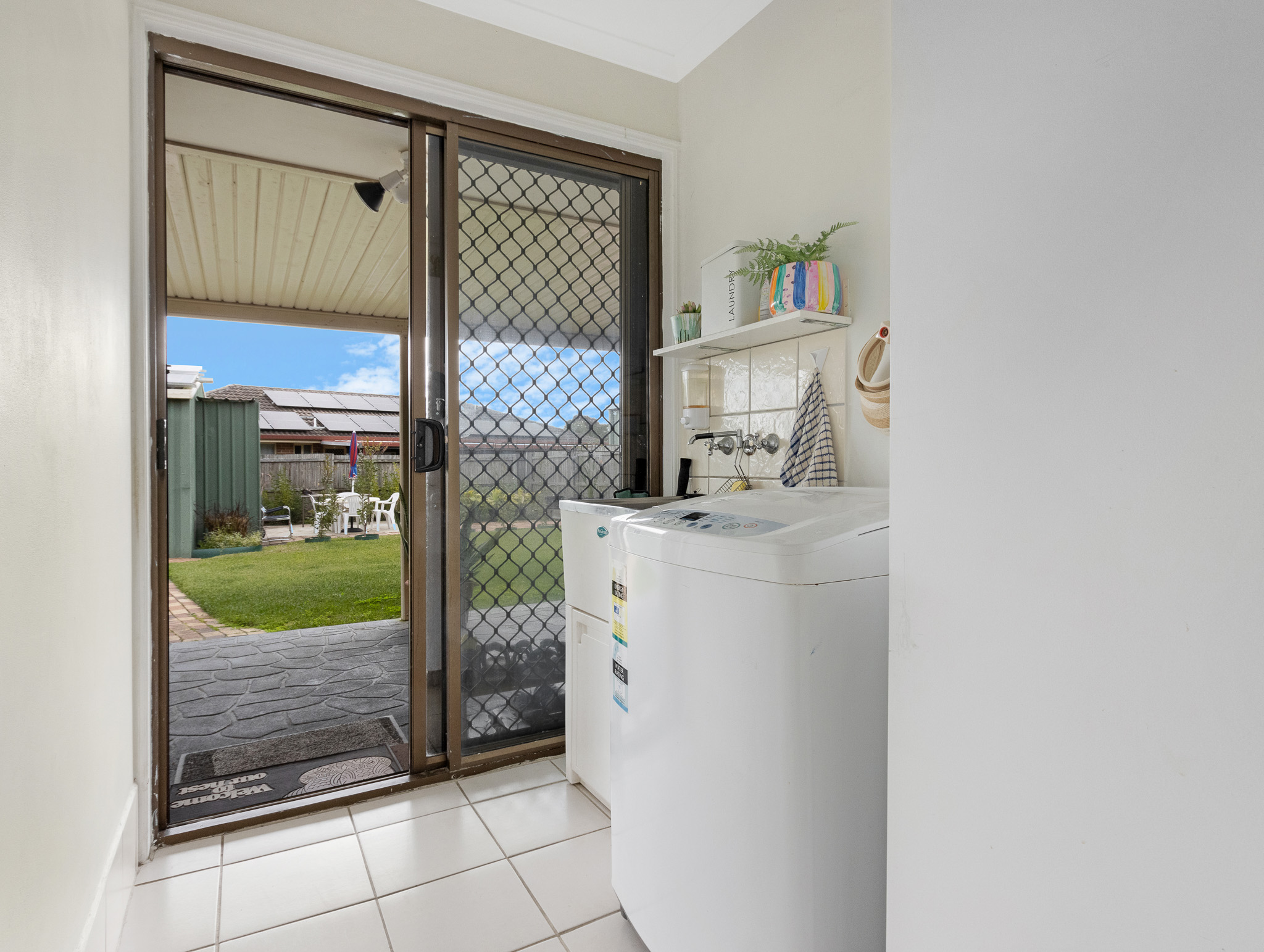 24 Goodwin Avenue, POINT VERNON, QLD 4655 AUS