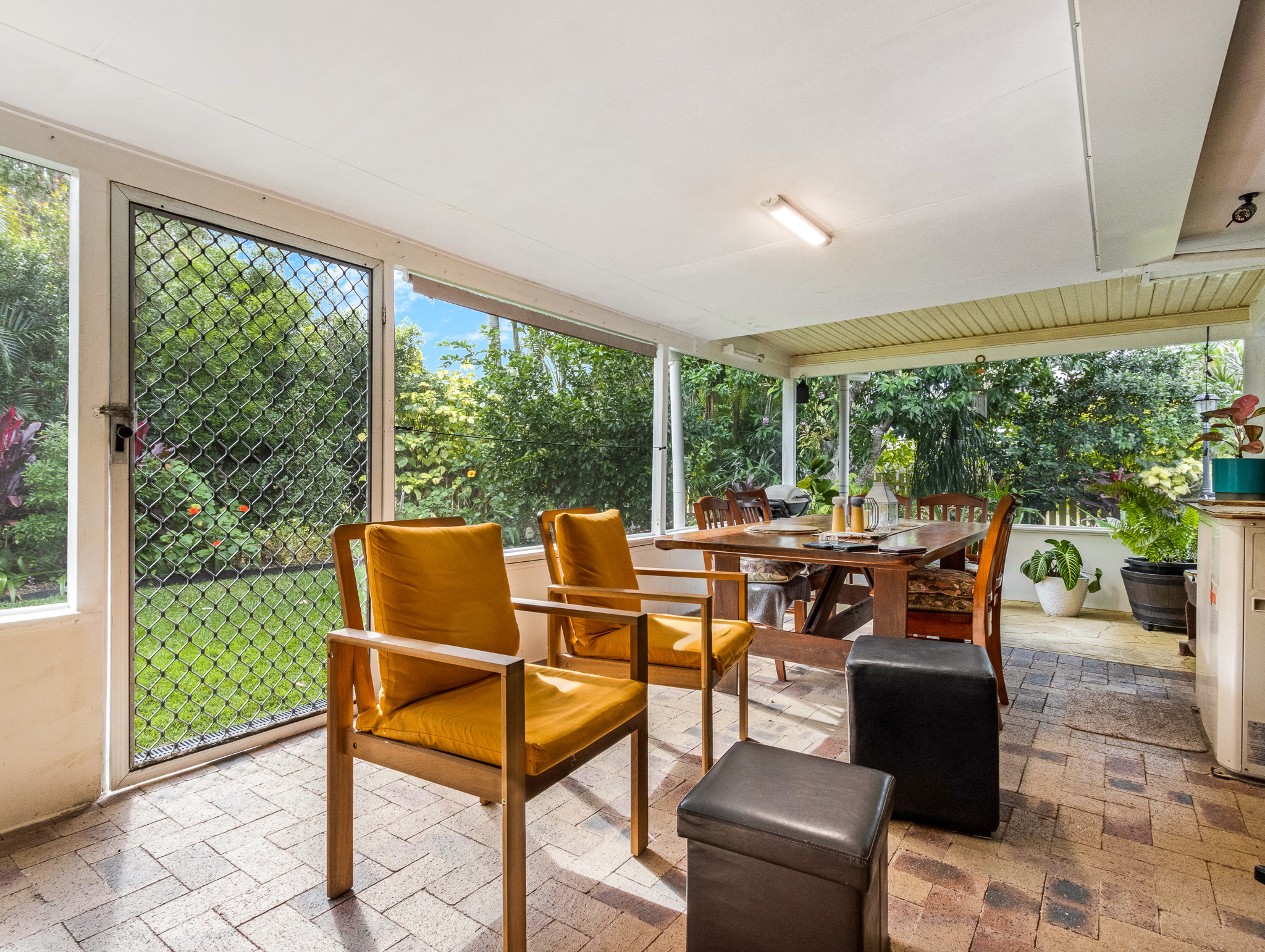 24 Goodwin Avenue, POINT VERNON, QLD 4655 AUS