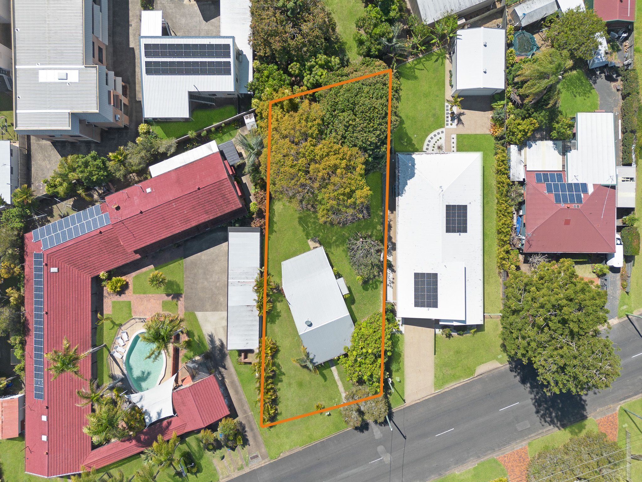 96 Cypress Street, TORQUAY, QLD 4655 AUS