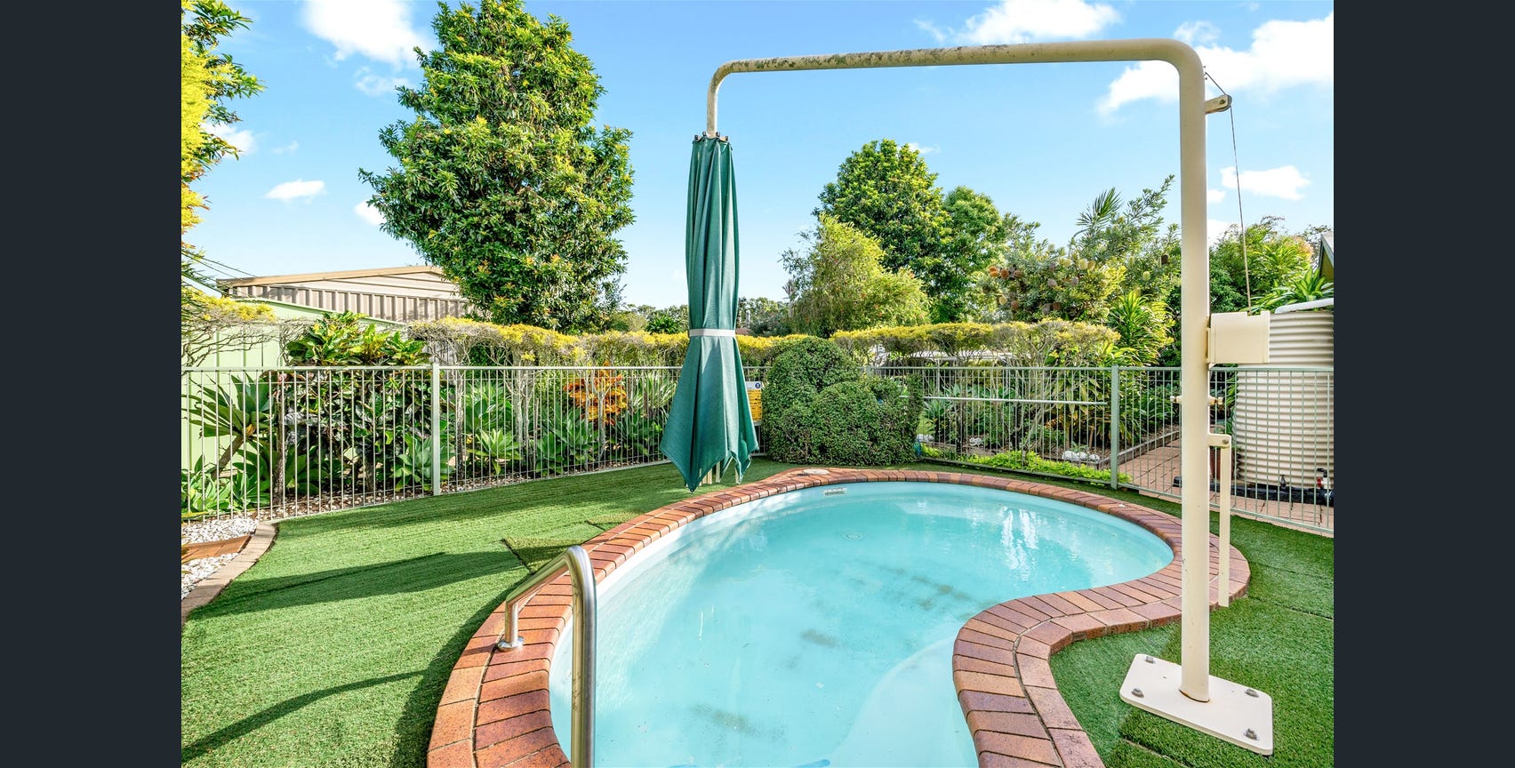 60 Dover Street, PIALBA, QLD 4655 AUS