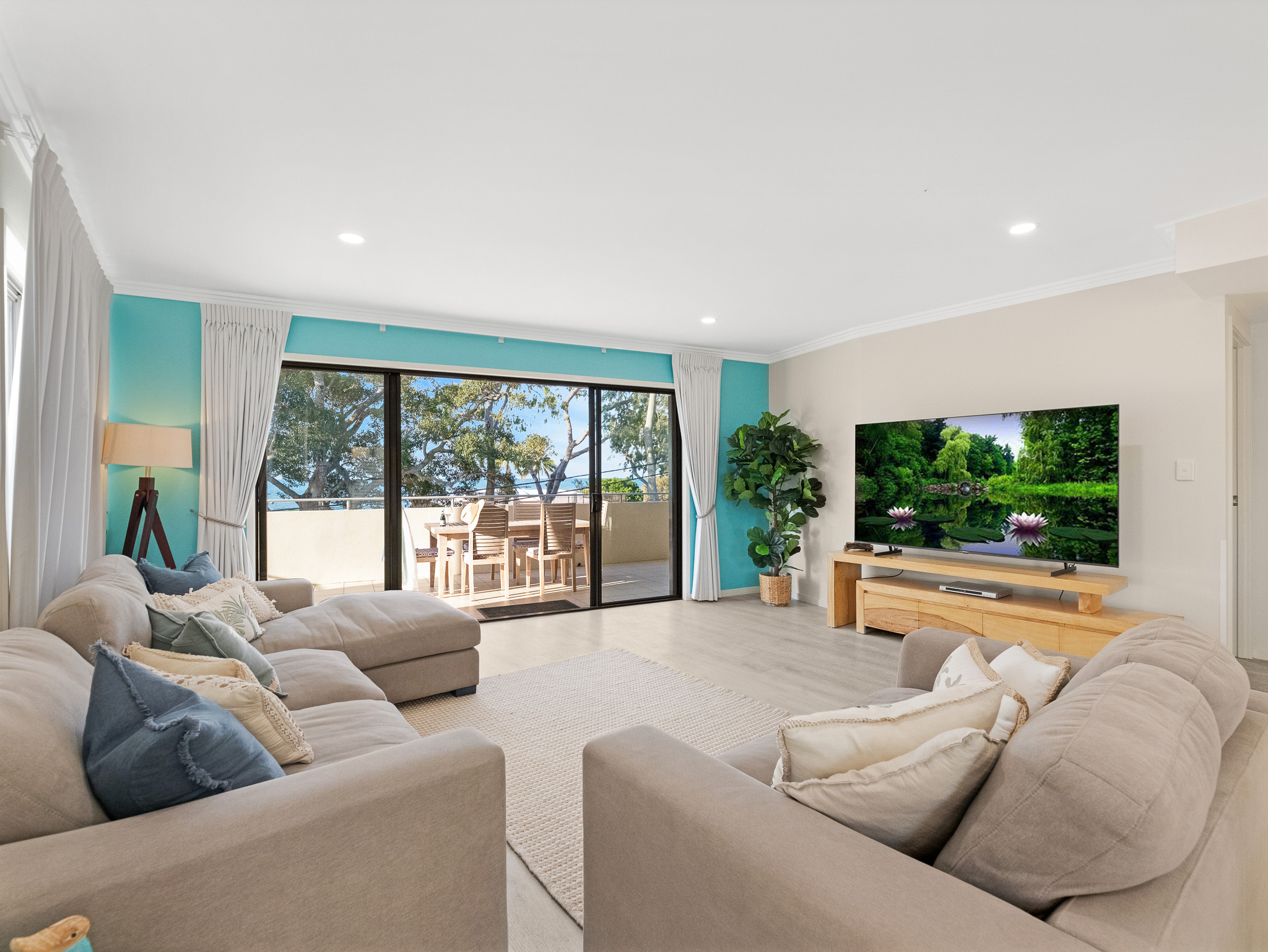 302/350 Esplanade, SCARNESS, QLD 4655 AUS