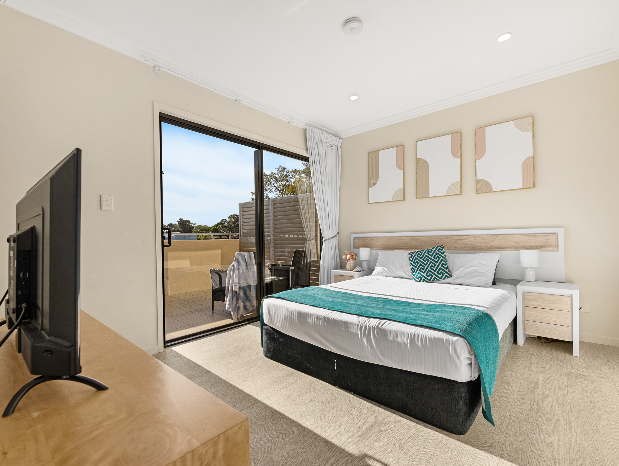 302/350 Esplanade, SCARNESS, QLD 4655 AUS