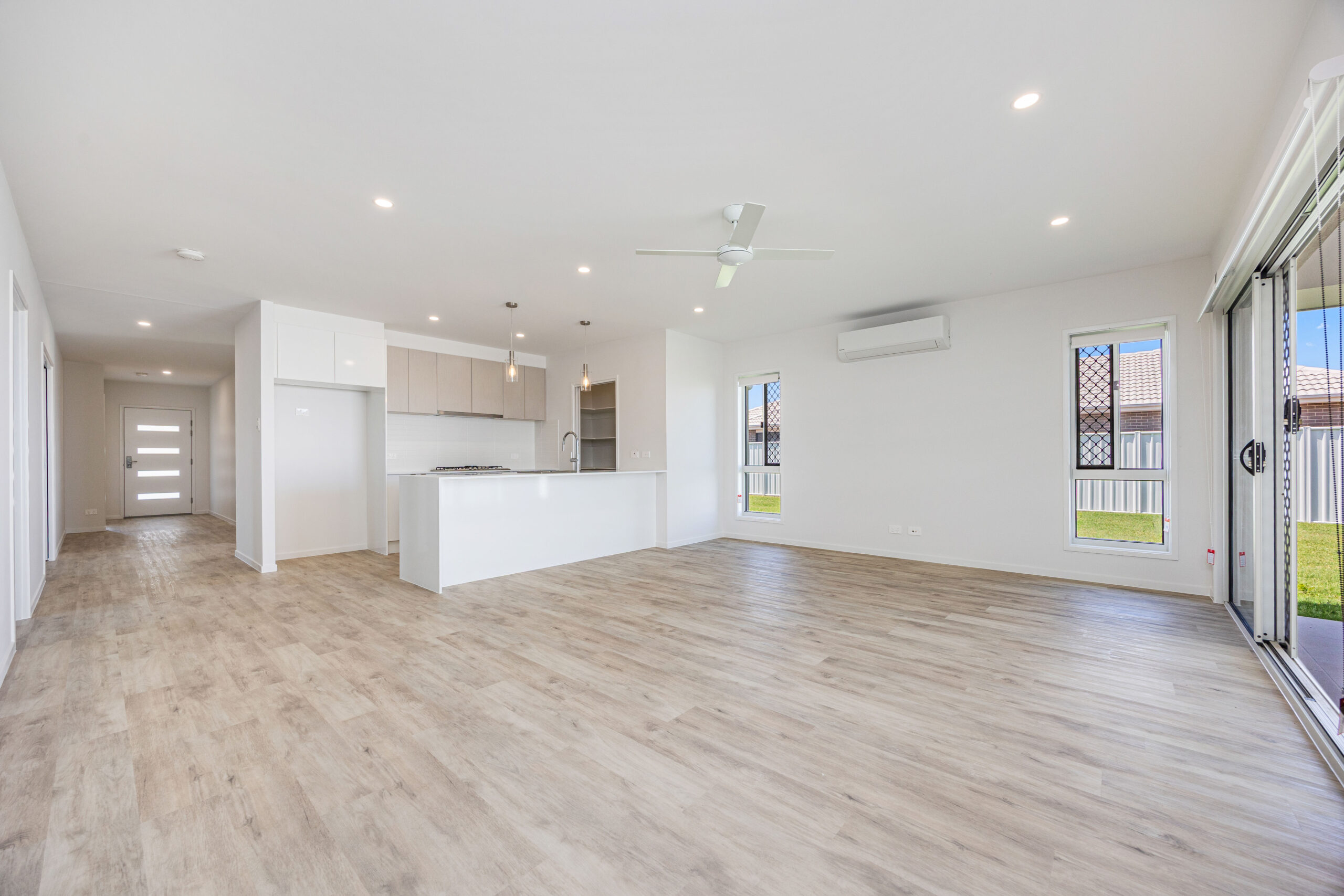 18 Katherine Way, NIKENBAH, QLD 4655 AUS