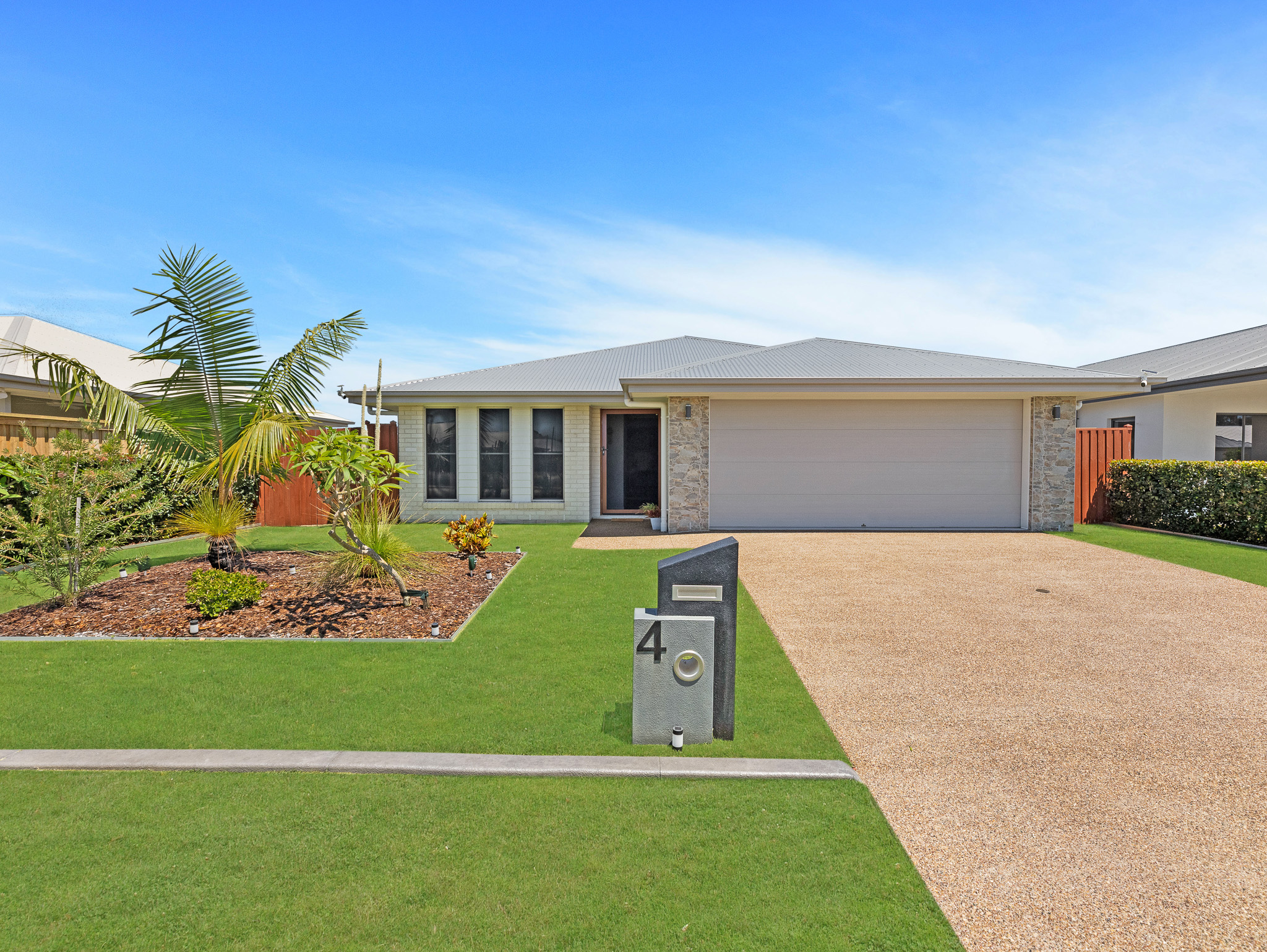 4 Seagull Circuit, POINT VERNON, QLD 4655 AUS