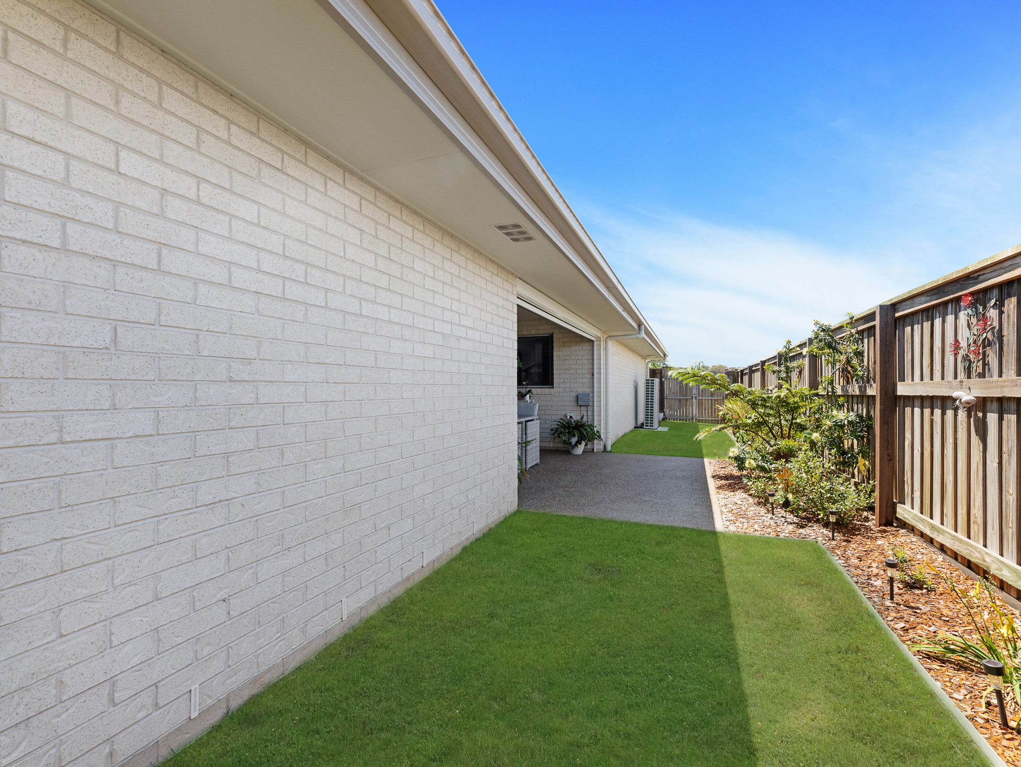 4 Seagull Circuit, POINT VERNON, QLD 4655 AUS