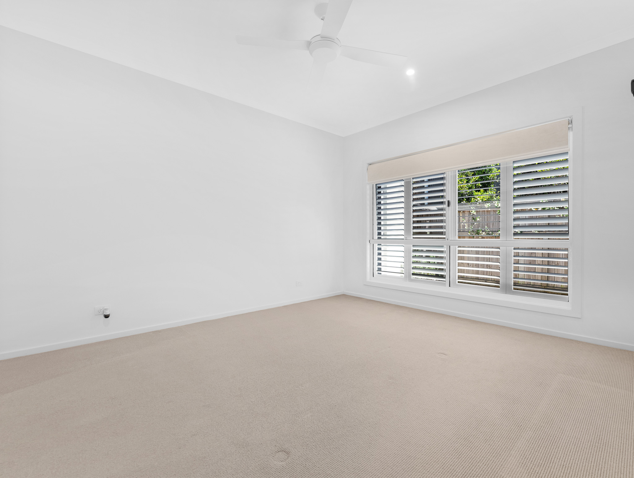 2/1 Latitude Blvde, NIKENBAH, QLD 4655 AUS
