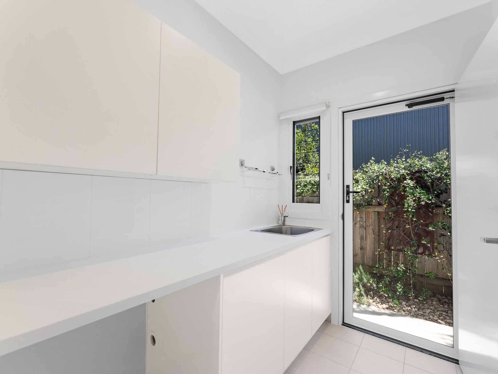 2/1 Latitude Blvde, NIKENBAH, QLD 4655 AUS