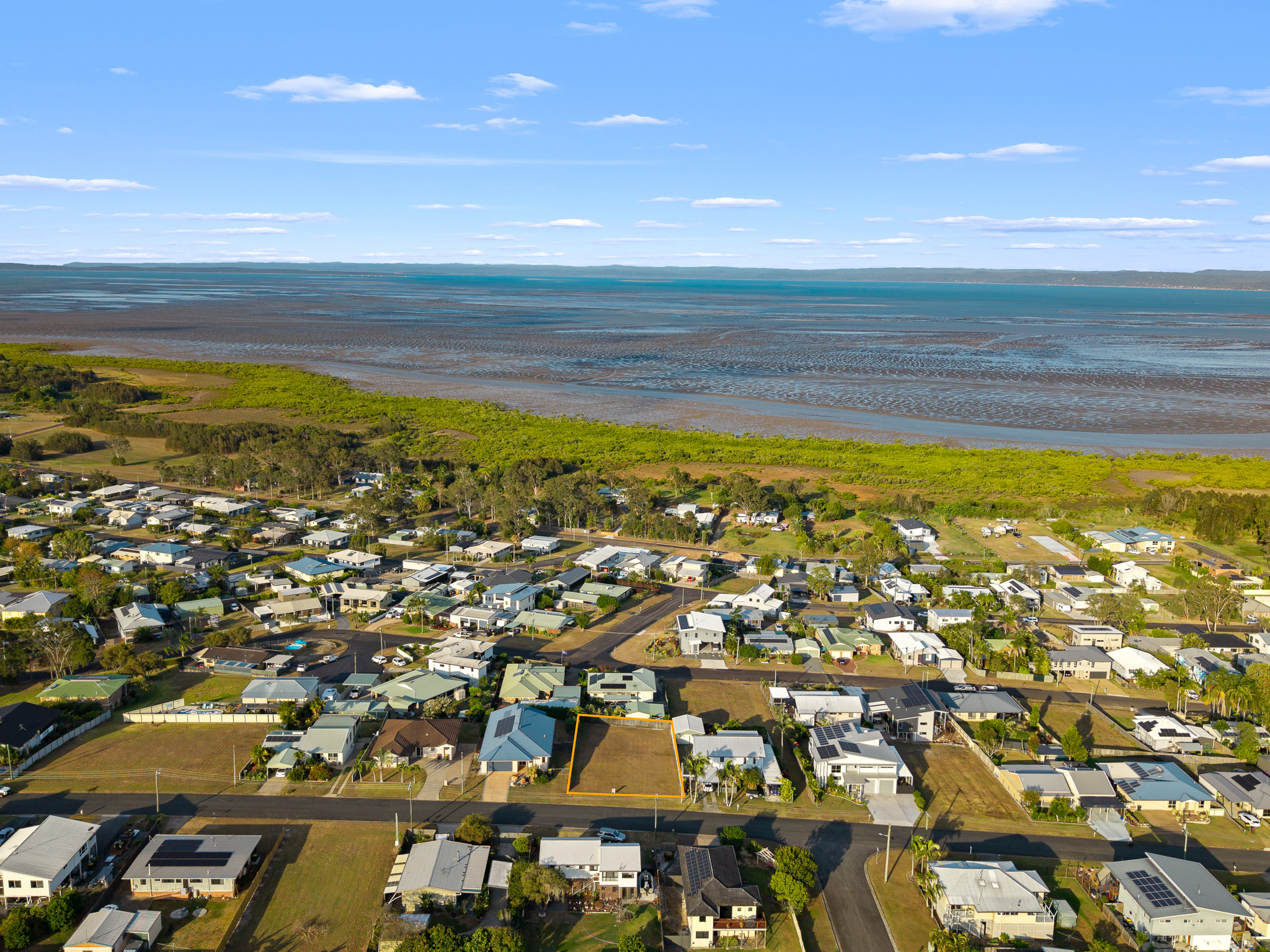 38 Curlew Terrace, RIVER HEADS, QLD 4655 AUS