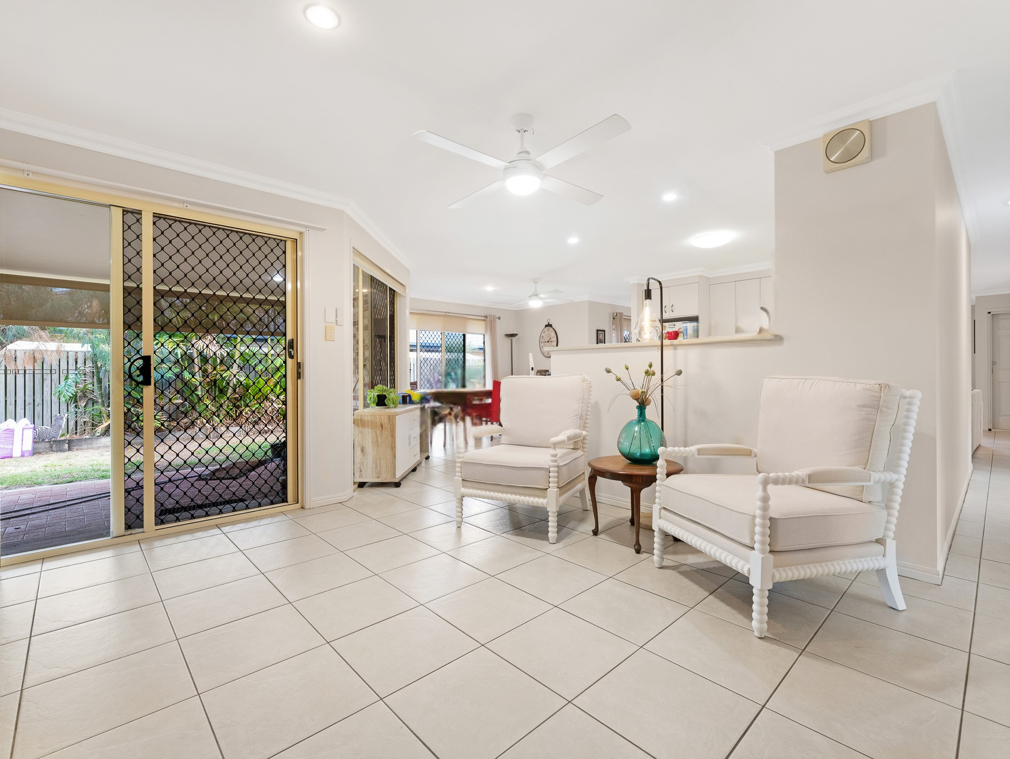 9 Glengarry Court, KAWUNGAN, QLD 4655 AUS