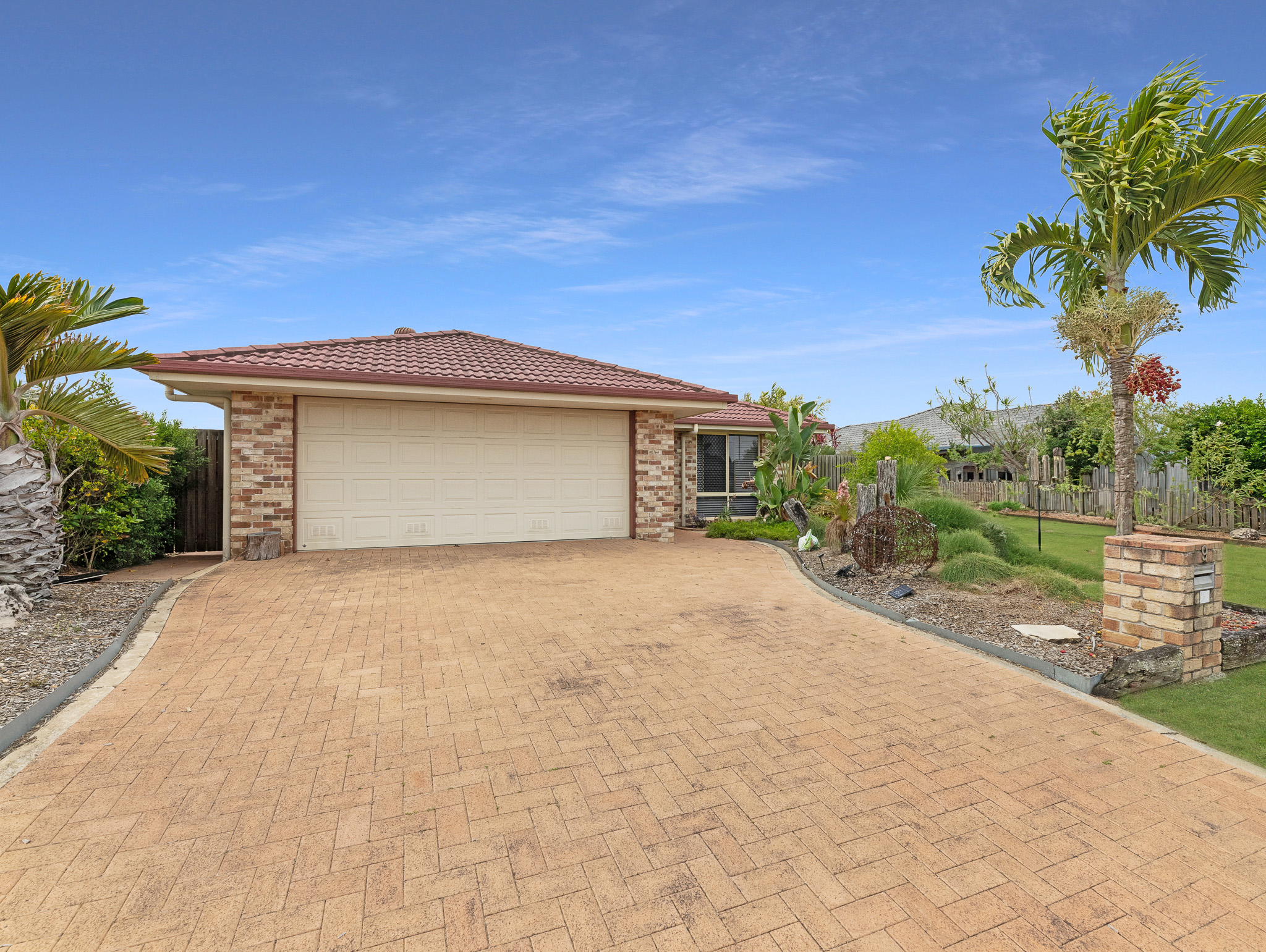 9 Glengarry Court, KAWUNGAN, QLD 4655 AUS