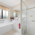 9 Glengarry Court, KAWUNGAN, QLD 4655 AUS