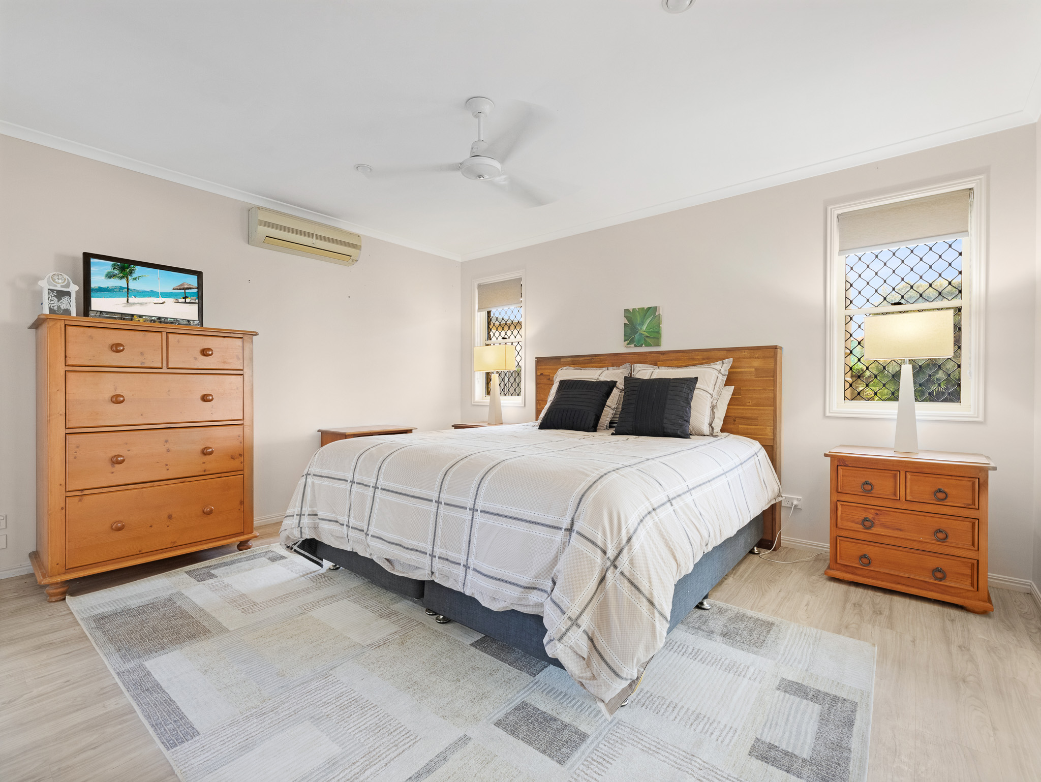 9 Glengarry Court, KAWUNGAN, QLD 4655 AUS