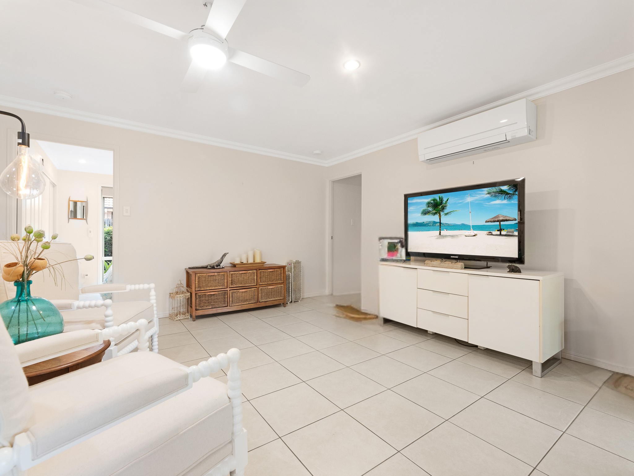 9 Glengarry Court, KAWUNGAN, QLD 4655 AUS